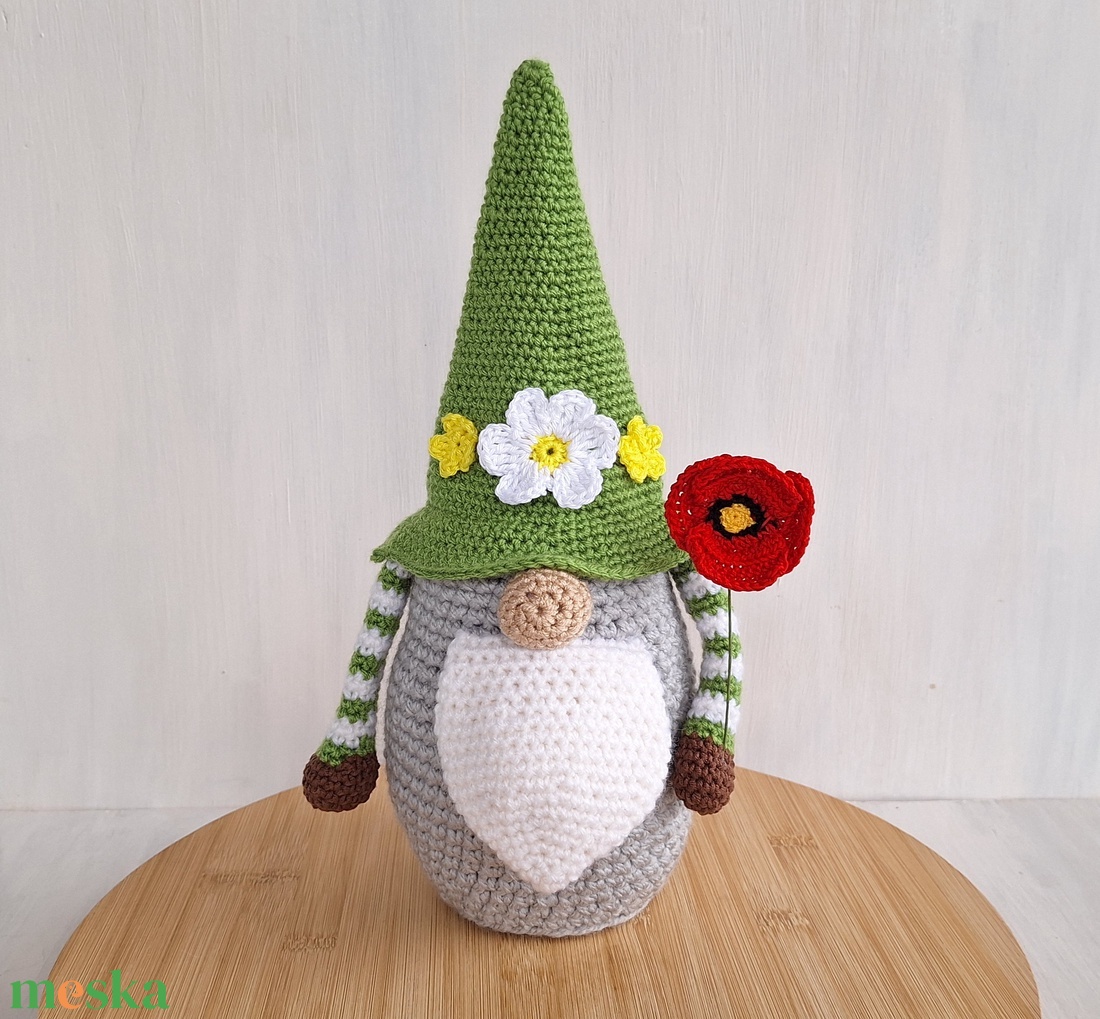 Horgolt kertész manó - otthon & életmód - dekoráció - dísztárgy - Meska.hu