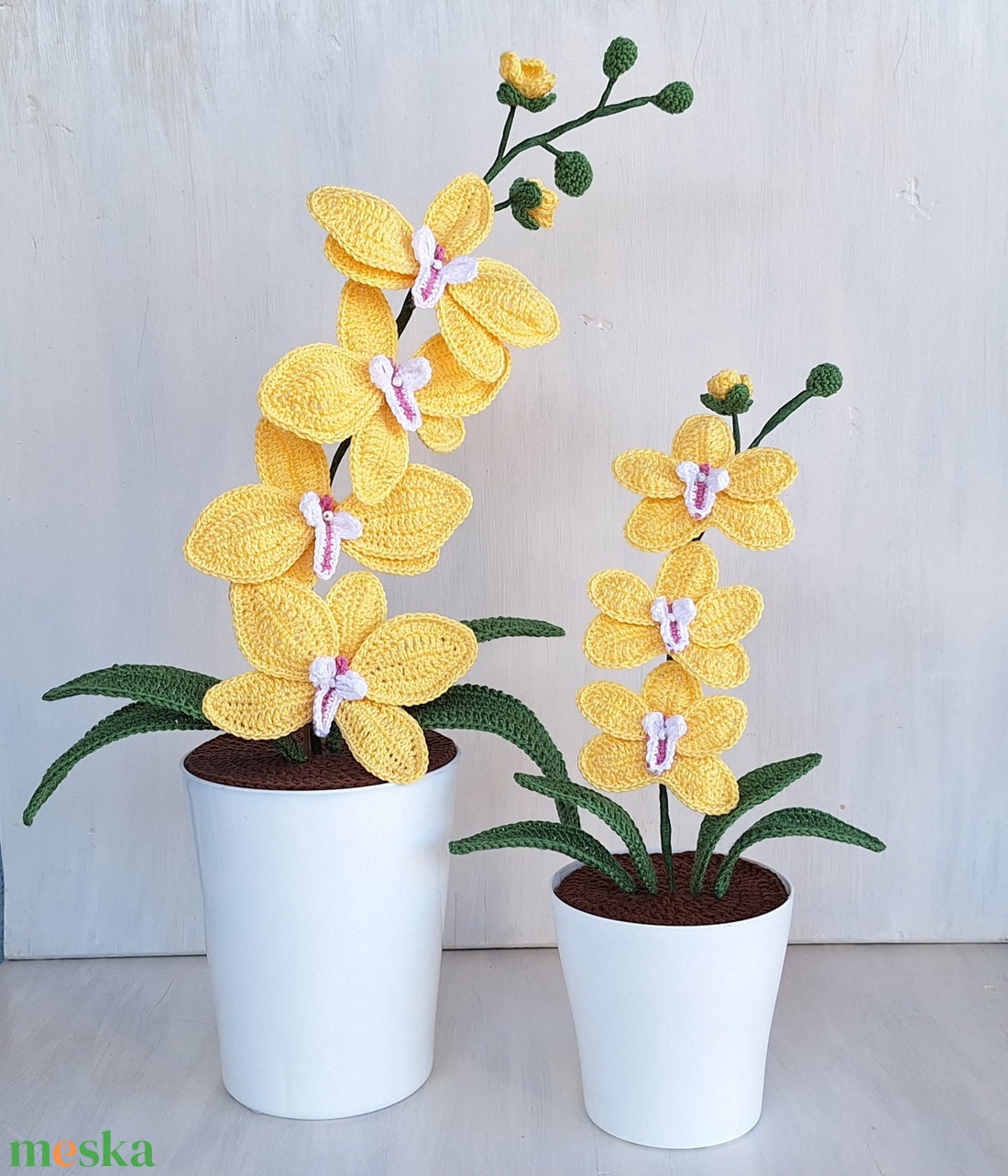 Horgolt orchidea kaspóban - sárga - otthon & életmód - dekoráció - dísztárgy - Meska.hu