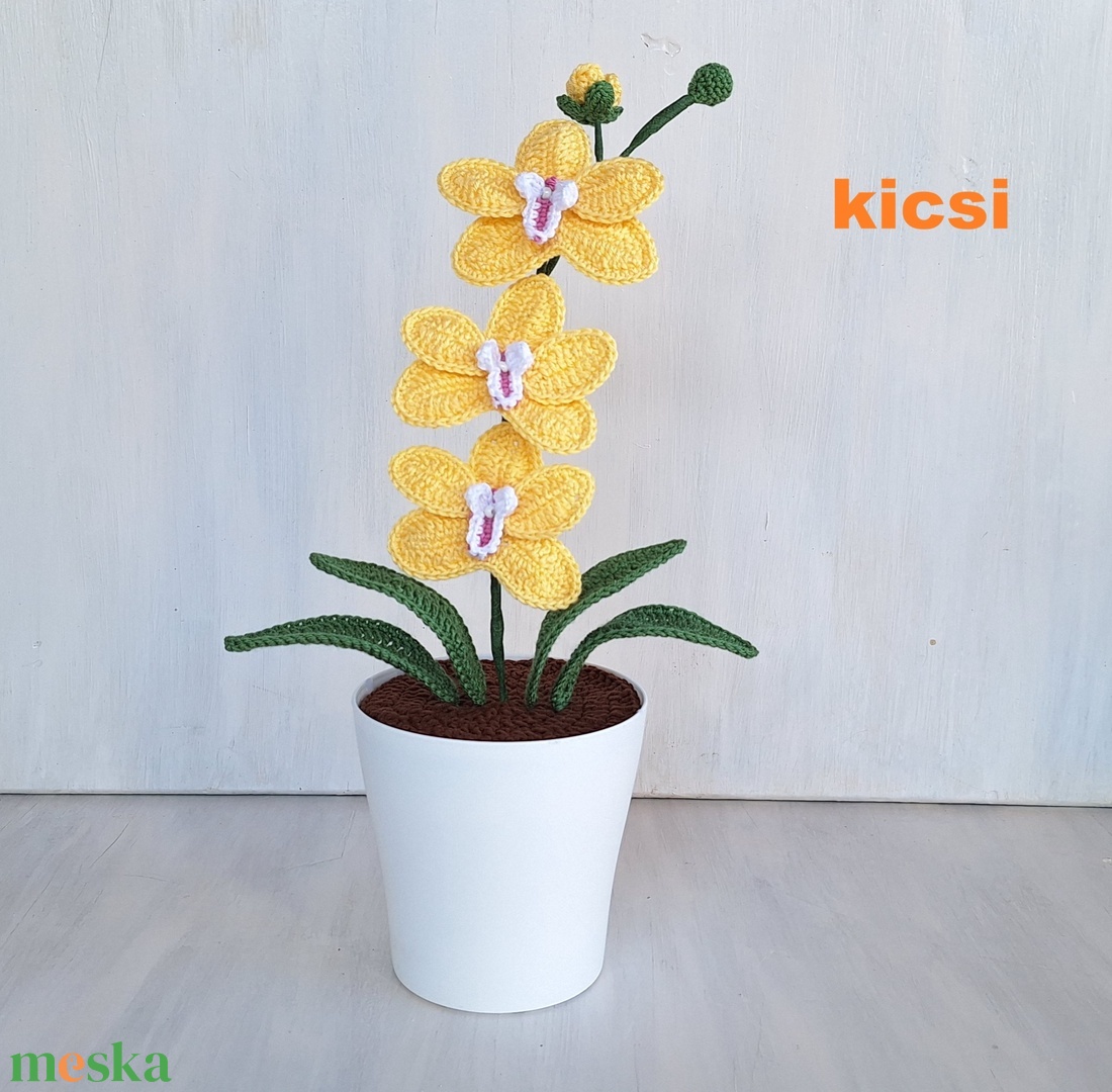 Horgolt orchidea kaspóban - sárga - otthon & életmód - dekoráció - dísztárgy - Meska.hu