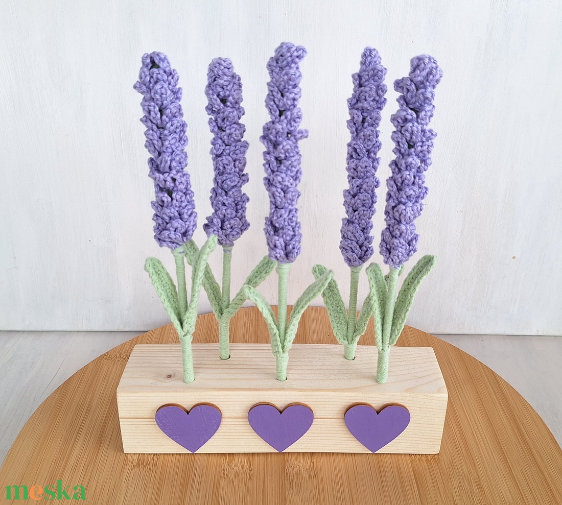 Horgolt levendulás asztali dísz - otthon & életmód - dekoráció - asztal és polc dekoráció - asztaldísz - Meska.hu