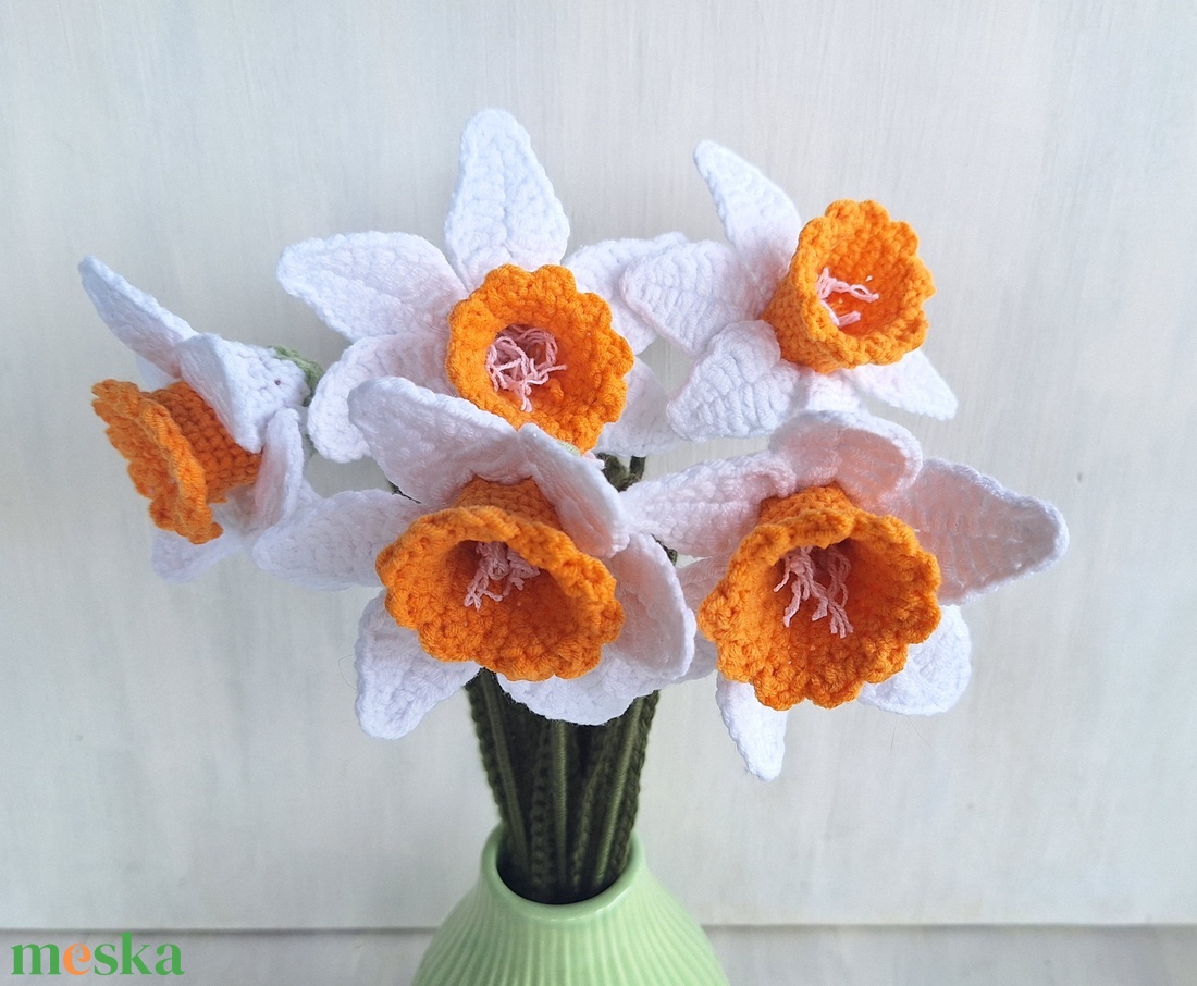 Horgolt nárcisz - fehér - otthon & életmód - virágdekoráció - virágok - szálas virág - Meska.hu
