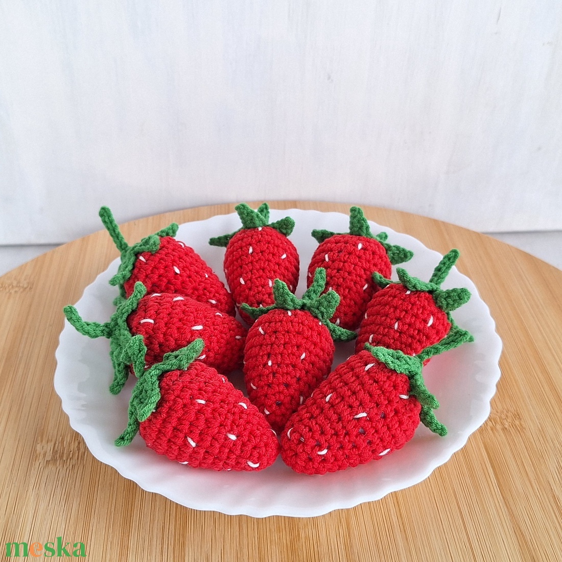Horgolt eper � élethű, kézzel készült dekoráció - játék & sport - gyerekkonyha - játék gyümölcsök és zöldségek - Meska.hu