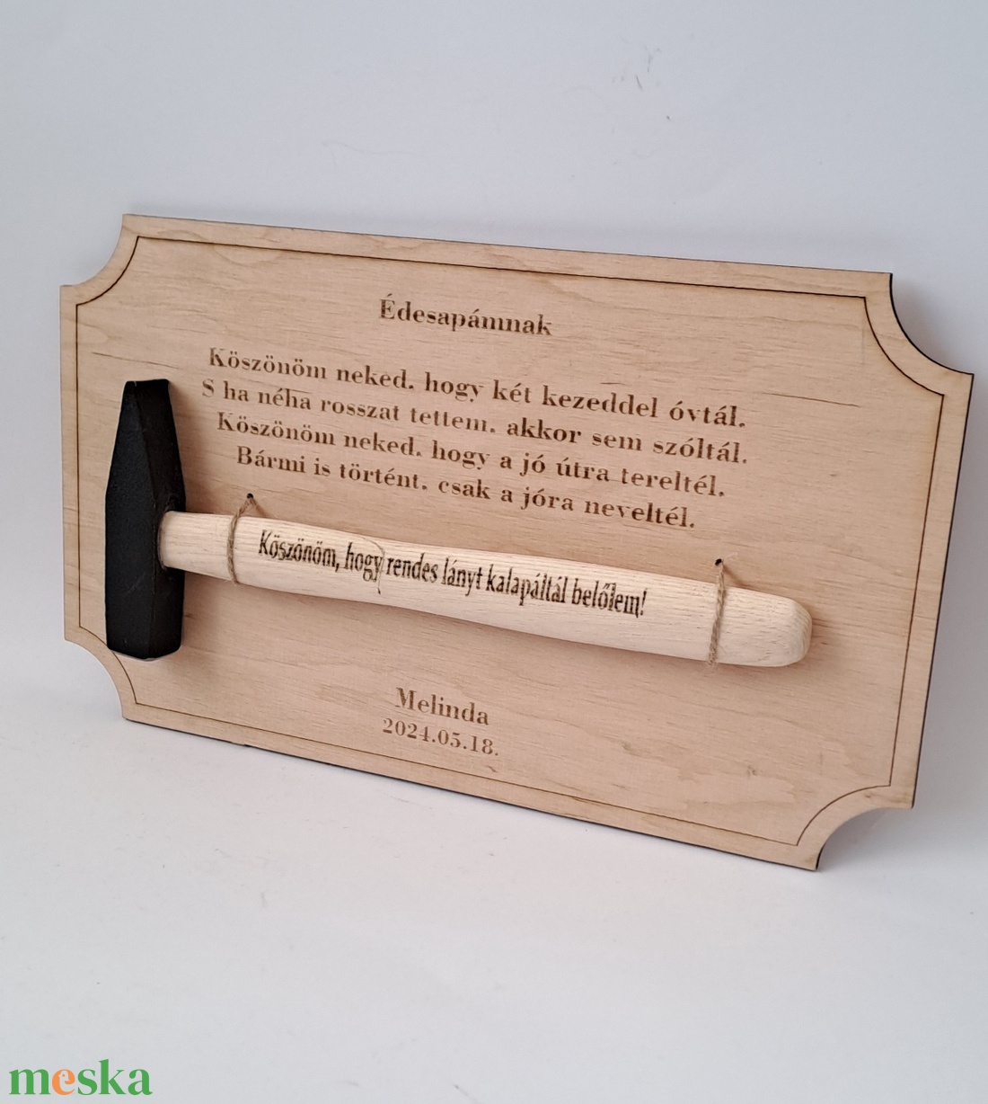 Szülőköszöntő fa tábla kalapáccsal - esküvő - emlék & ajándék - szülőköszöntő ajándék - Meska.hu Szülőköszöntő fa tábla kalapáccsal - esküvő - emlék & ajándék - szülőköszöntő ajándék - Meska.hu
