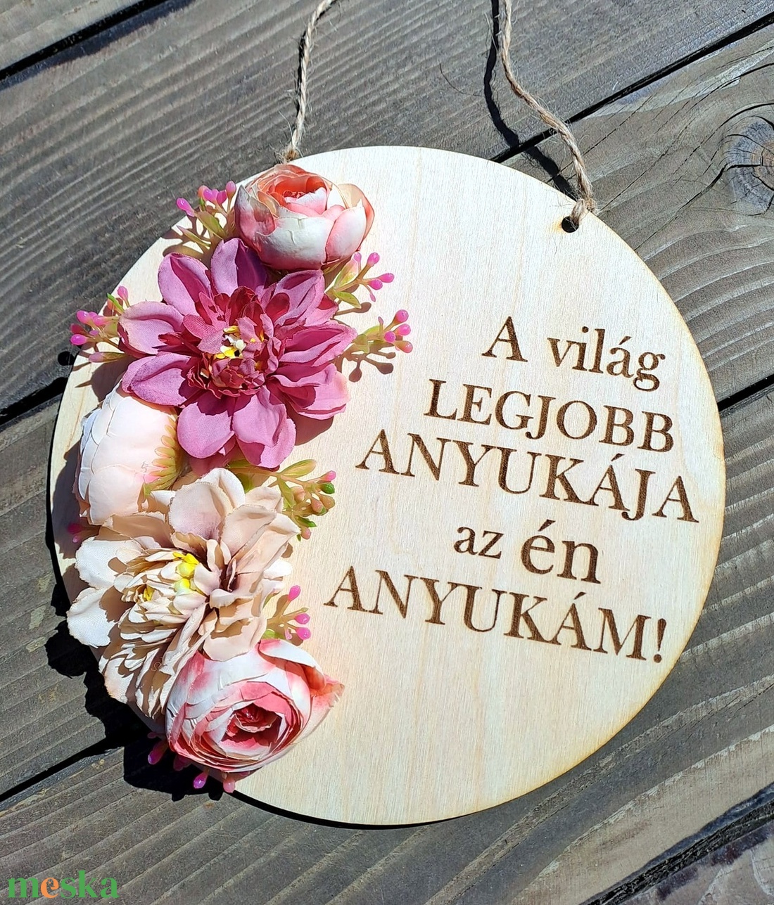 A világ legjobb Anyukája virágos tábla - otthon & életmód - dekoráció - kép & falikép - fából készült kép - Meska.hu A világ legjobb Anyukája virágos tábla - otthon & életmód - dekoráció - kép & falikép - fából készült kép - Meska.hu