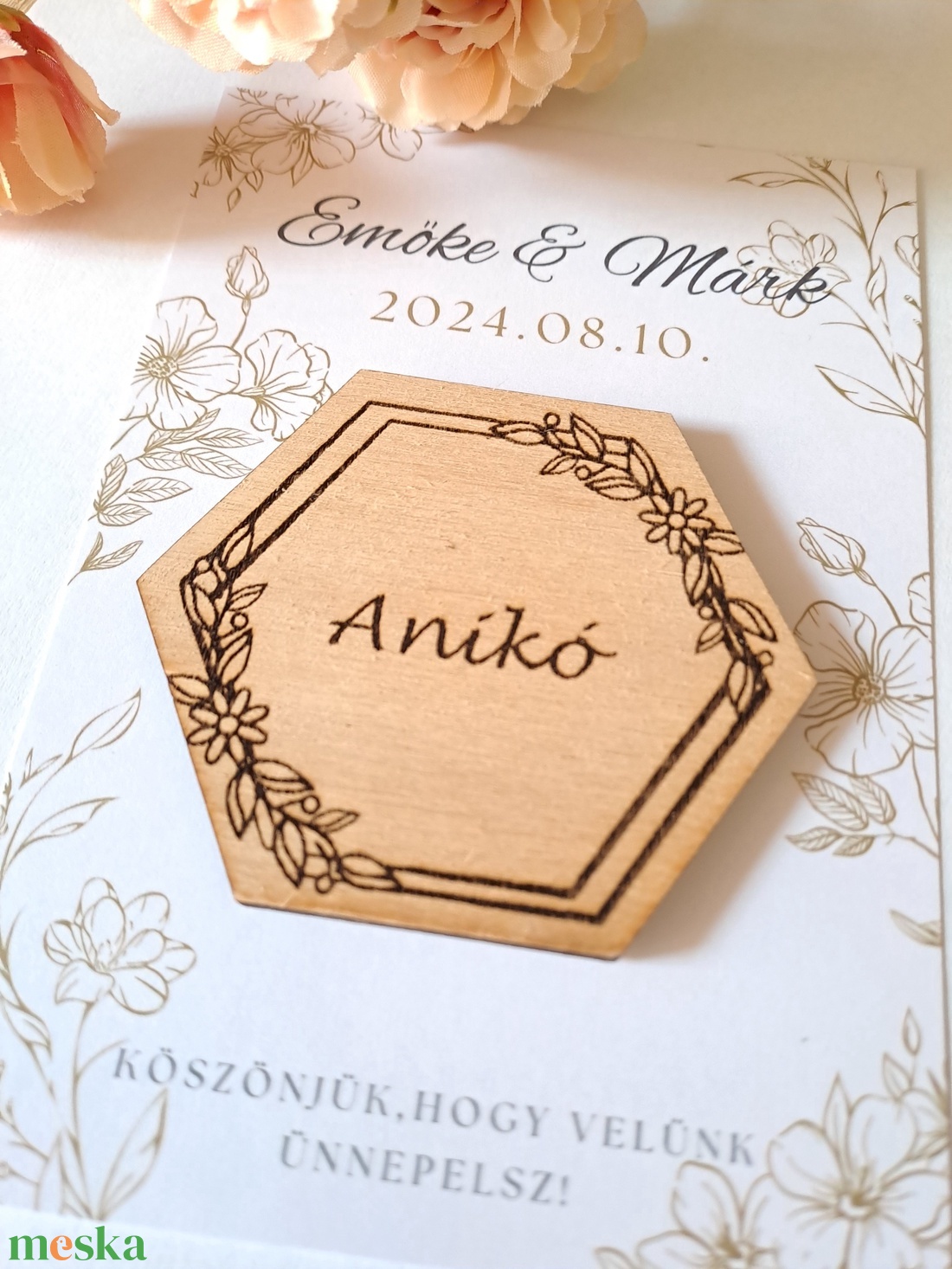 Esküvői ültetőkártya - köszönöajándék , 2in1-ben - esküvő - emlék & ajándék - köszönőajándék - Meska.hu Esküvői ültetőkártya - köszönöajándék , 2in1-ben - esküvő - emlék & ajándék - köszönőajándék - Meska.hu