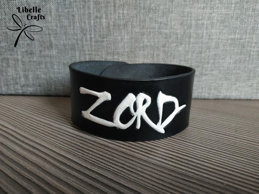 Zord feliratú karpánt - ékszer - karkötő - széles karkötő - Meska.hu