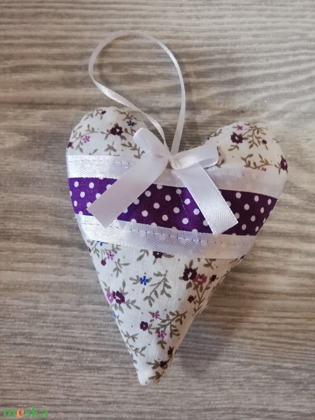 Levendulás szivecske  - otthon & életmód - dekoráció - asztal és polc dekoráció - asztaldísz - Meska.hu