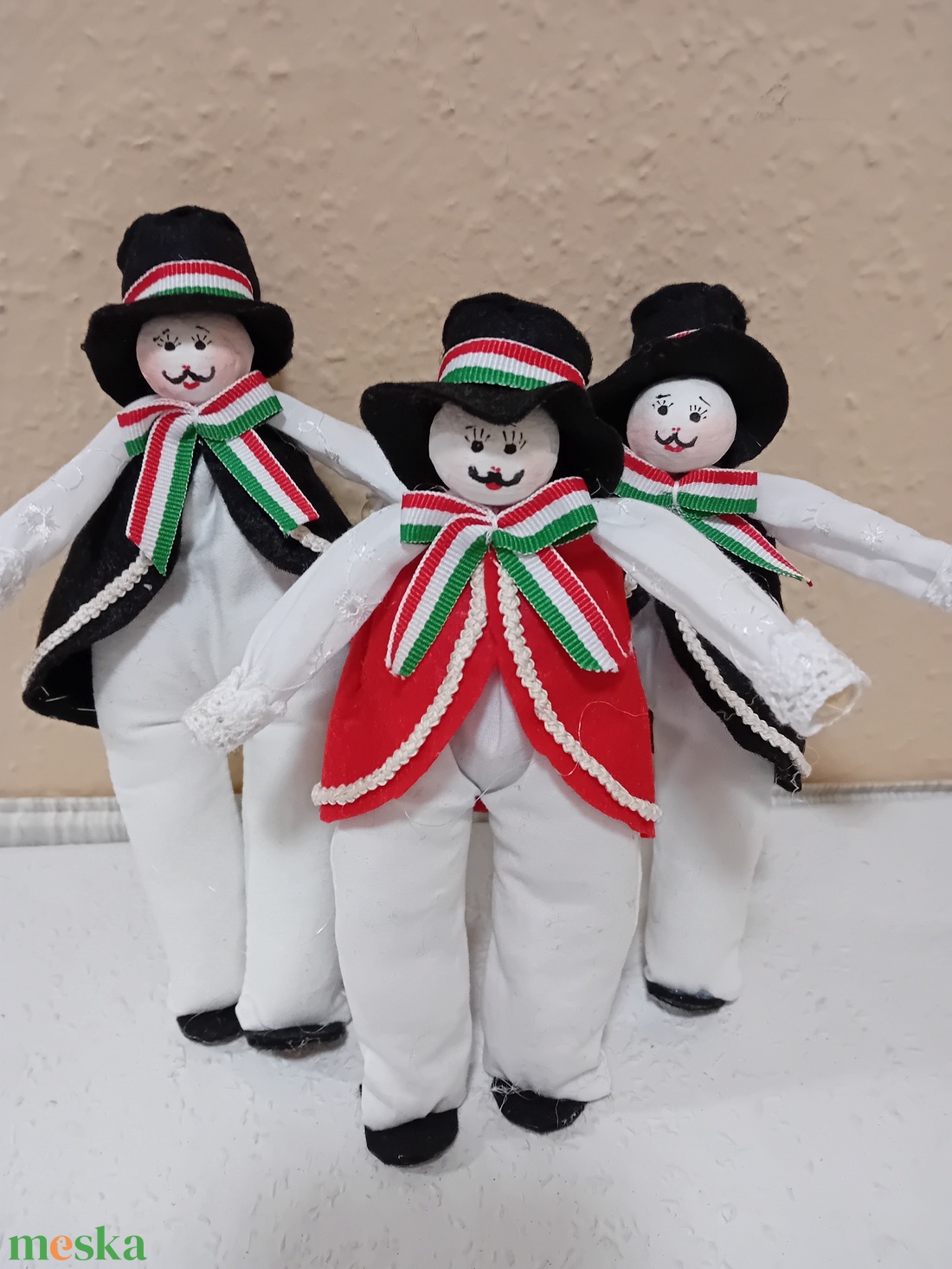 Magyaros baba  - otthon & életmód - dekoráció - dísztárgy - Meska.hu