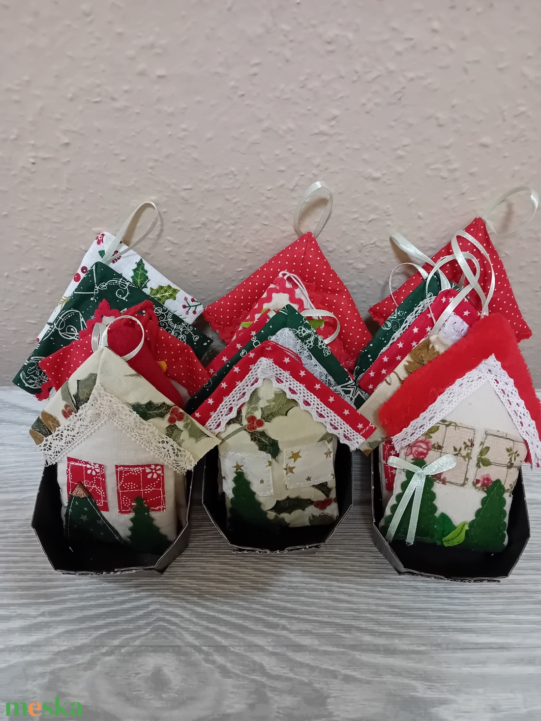 Karácsonyfadísz ház 5 db - karácsony - karácsonyi lakásdekoráció - karácsonyi lakásdíszek - Meska.hu