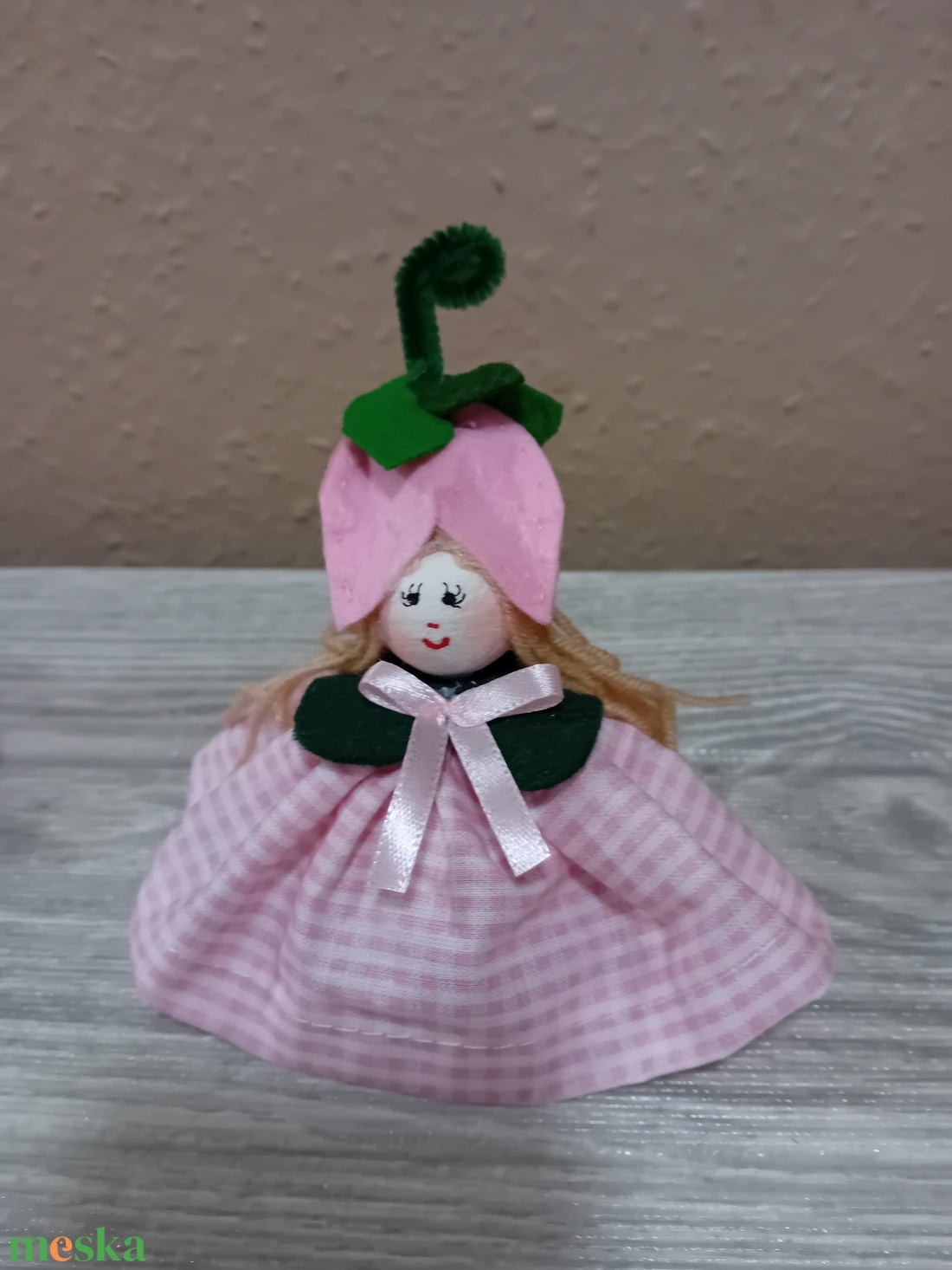 Rózsaszín tavasz manó - otthon & életmód - dekoráció - asztal és polc dekoráció - asztaldísz - Meska.hu