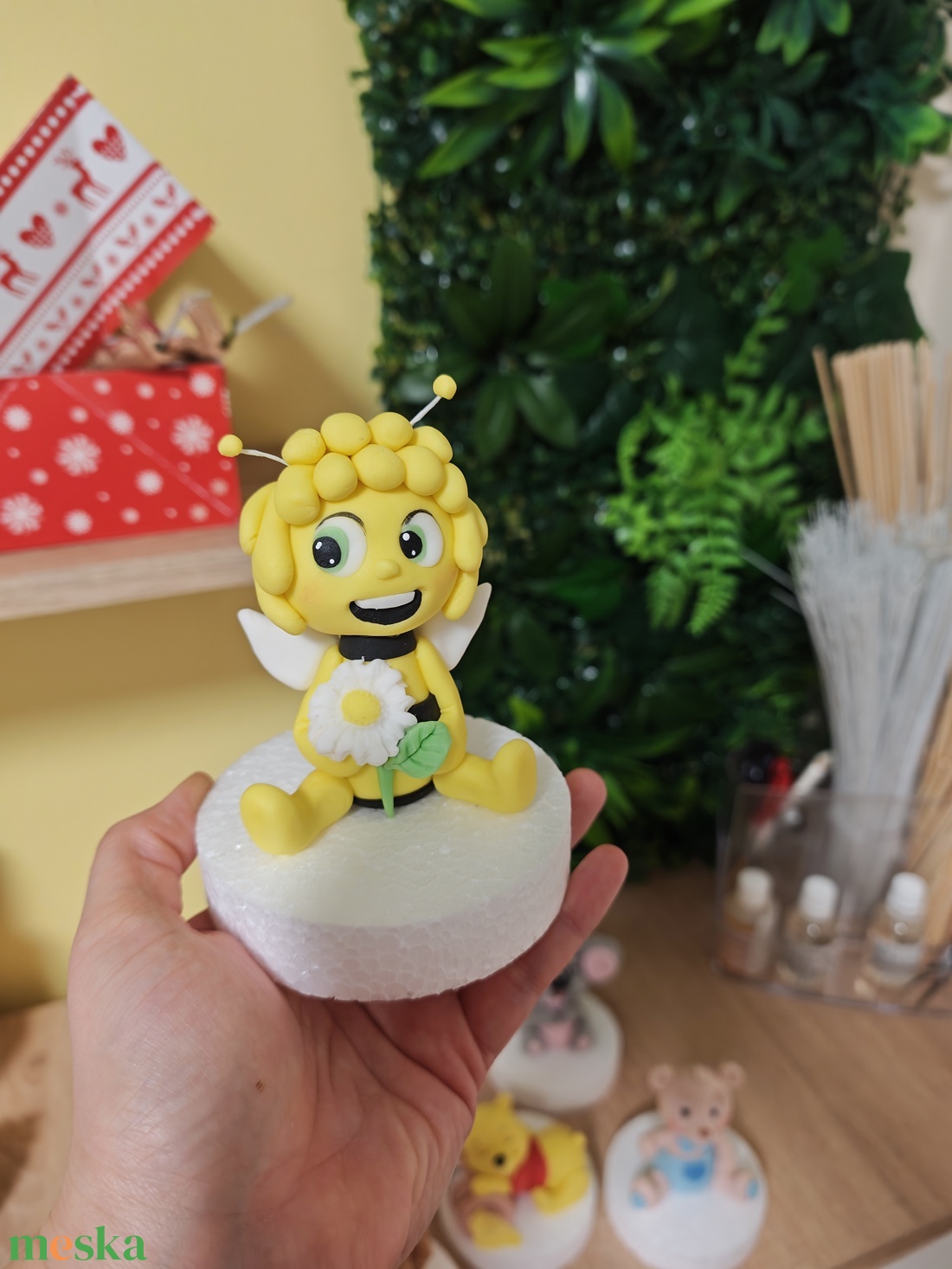 Maja a méhecske cukormassza cukorfigura - otthon & életmód - konyhafelszerelés, tálalás - sütés, főzés - sütidísz - Meska.hu