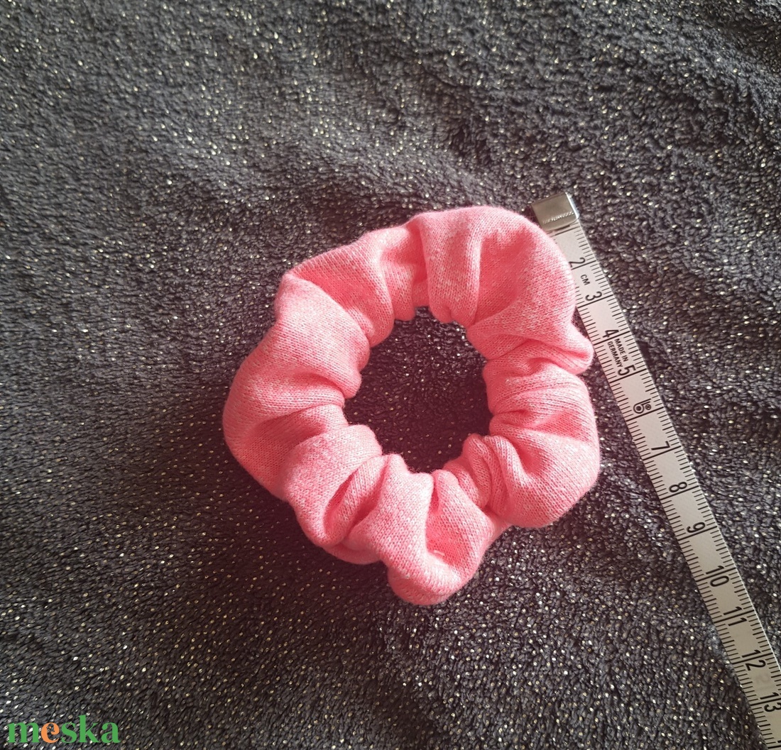 PINK FITNESS hajfodor, hajgumi, kézműves - ruha & divat - hajdísz & hajcsat - hajgumi - Meska.hu