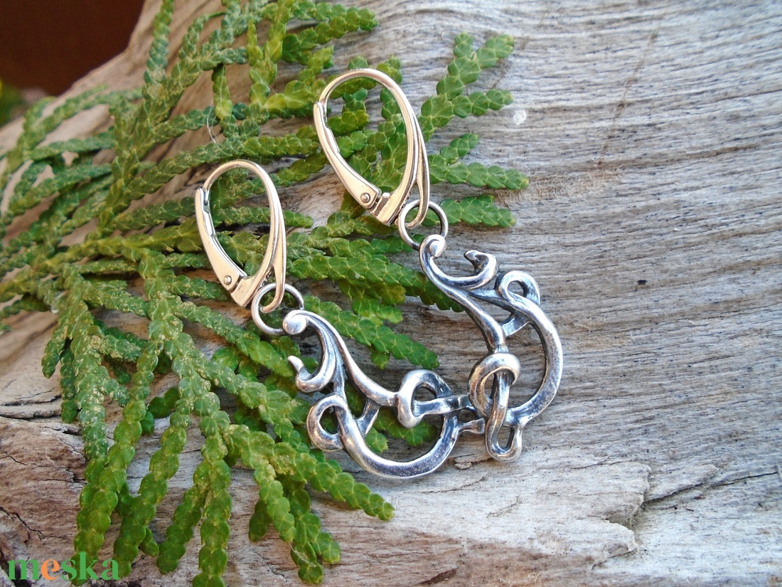 Ezüst fülbevaló Ag925 Art Nouveau - ékszer - fülbevaló - lógó fülbevaló - Meska.hu Ezüst fülbevaló Ag925 Art Nouveau - ékszer - fülbevaló - lógó fülbevaló - Meska.hu