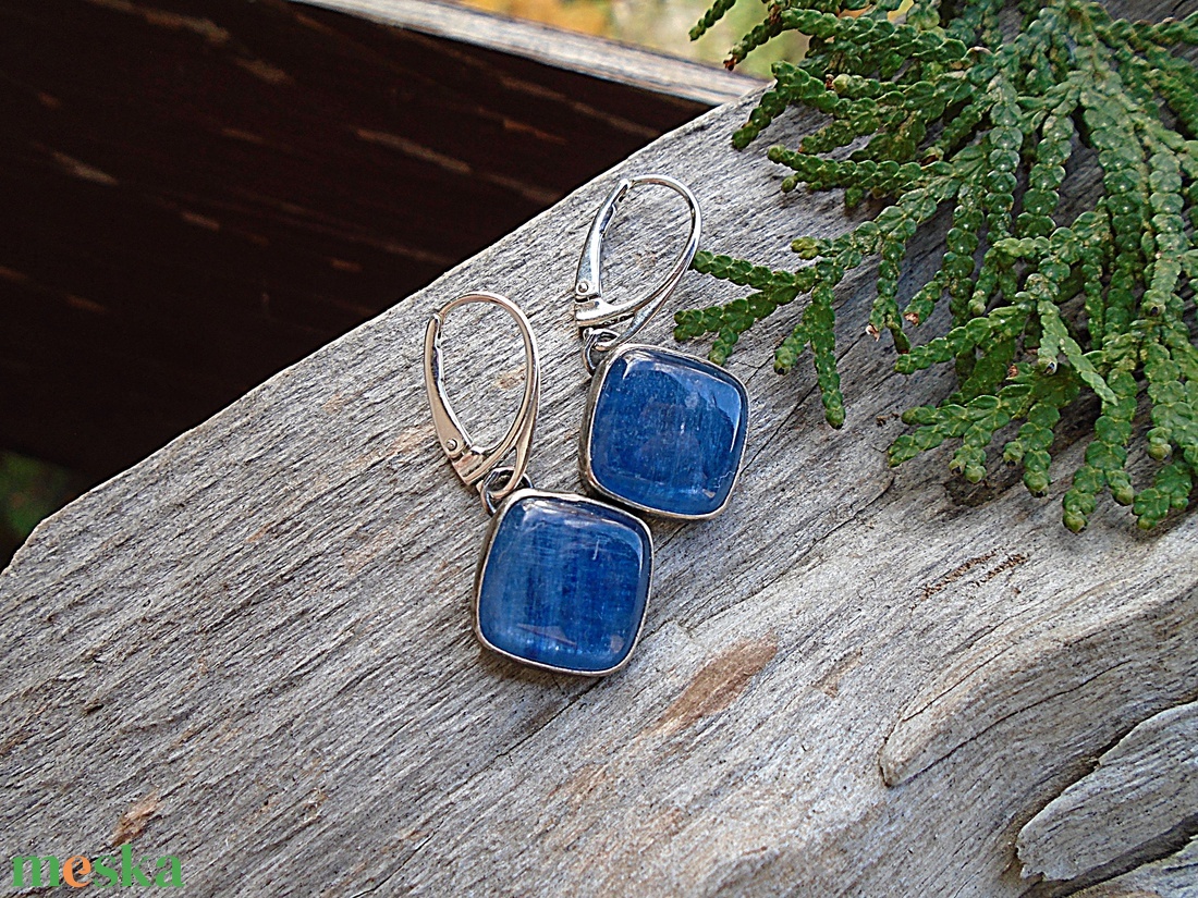 Ezüst Kyanit fülbevaló - ékszer - fülbevaló - lógó fülbevaló - Meska.hu