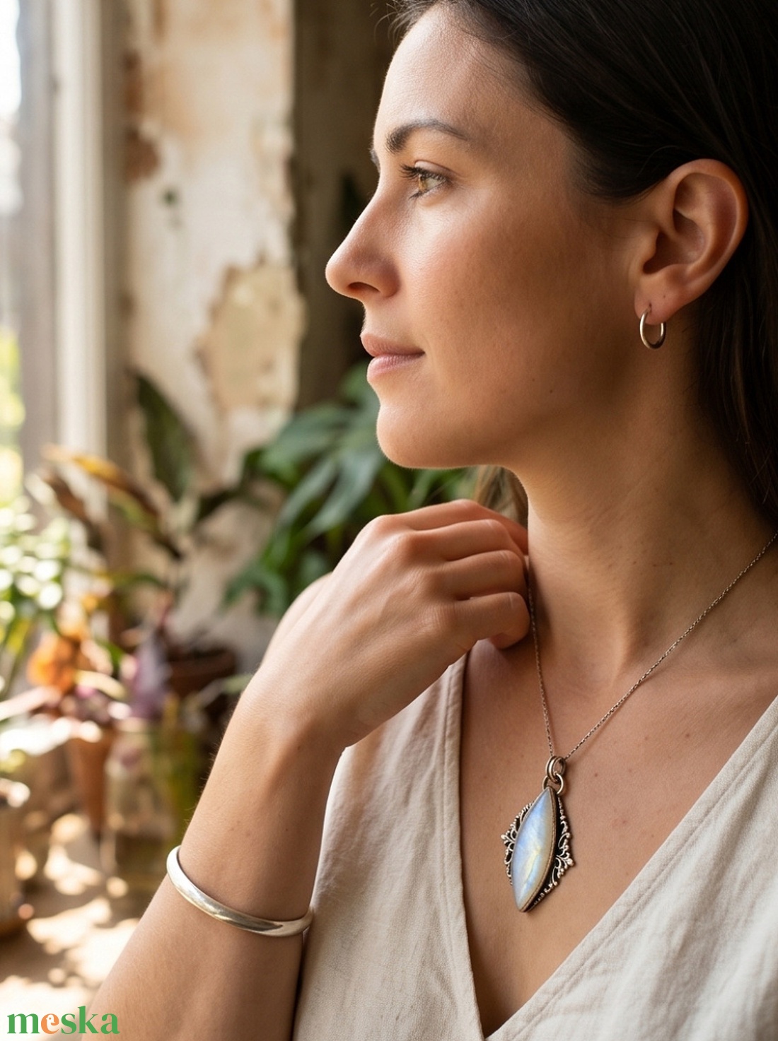 Ezüst medál Ag925/1000  Holdkő (Rainbow Moonstone) - ékszer - nyaklánc - medál - Meska.hu