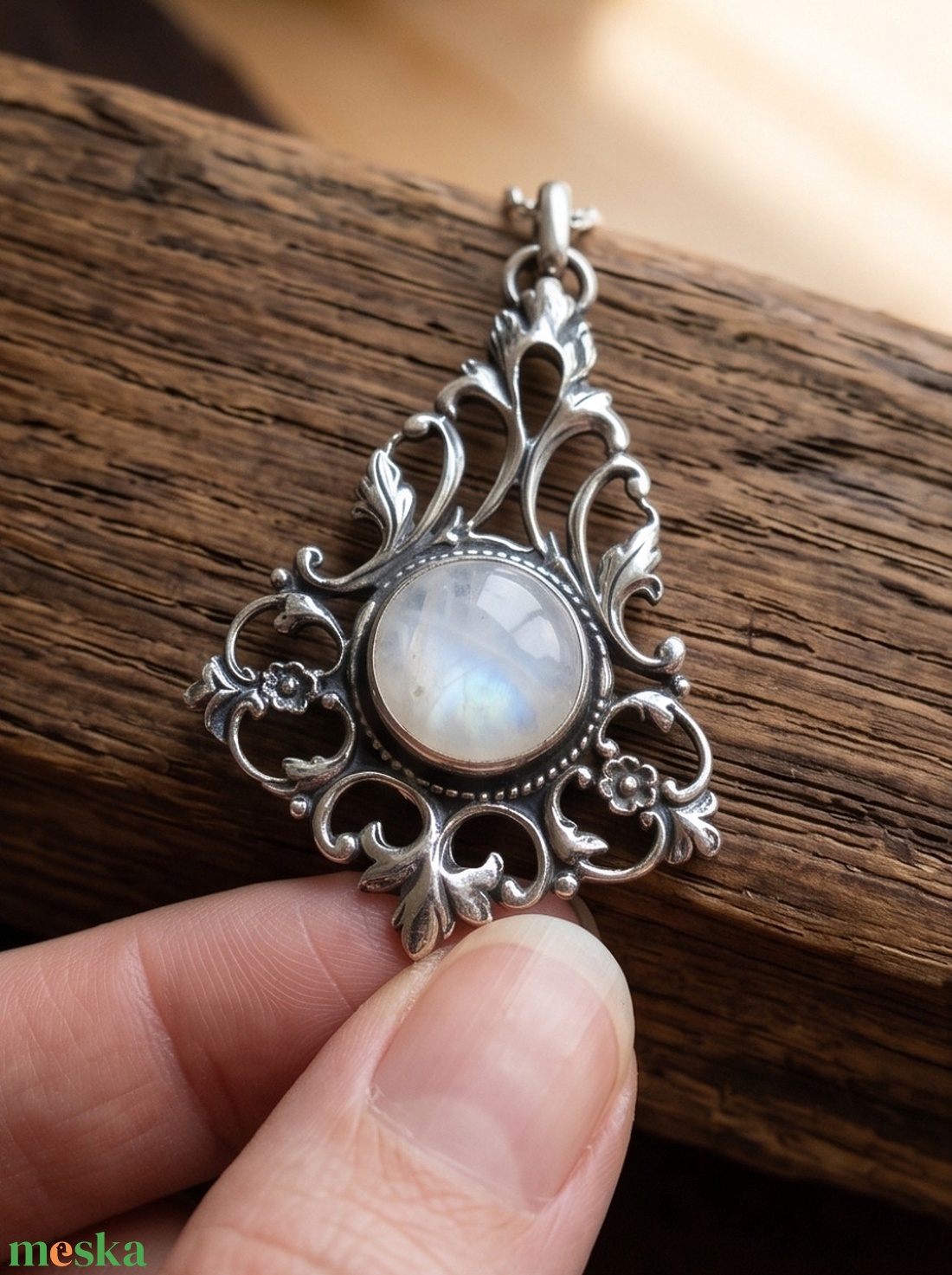 Ezüst medál Ag925/1000  Holdkő (Rainbow Moonstone) - ékszer - nyaklánc - medál - Meska.hu