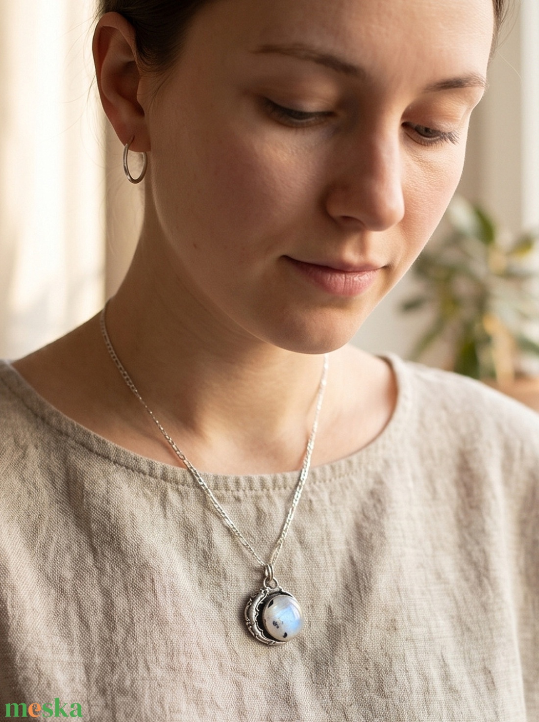 Ezüst medál Ag925/1000  Holdkő (Rainbow Moonstone) - ékszer - nyaklánc - medál - Meska.hu