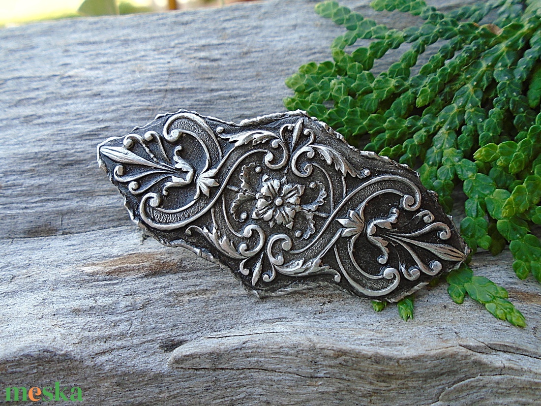 Ón bross - Barok  - ékszer - kitűző és bross - Meska.hu
