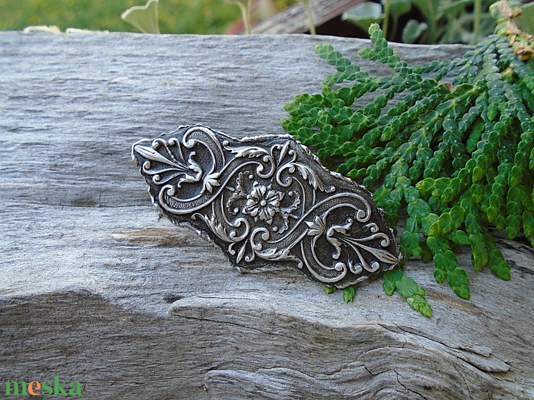 Ón bross - Barok  - ékszer - kitűző és bross - Meska.hu