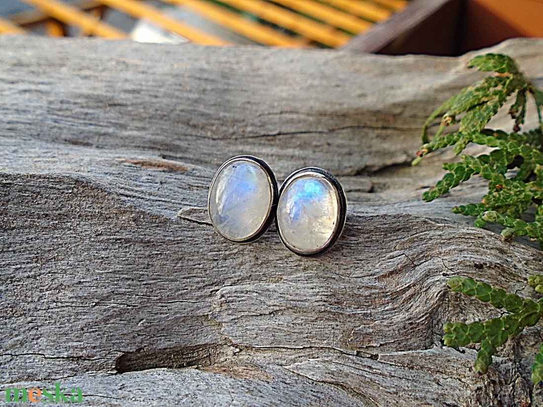 Ezüst Pötty  fülbevaló Ag925 Holdkő (Rainbow Moonstone) - ékszer - fülbevaló - pötty fülbevaló - Meska.hu