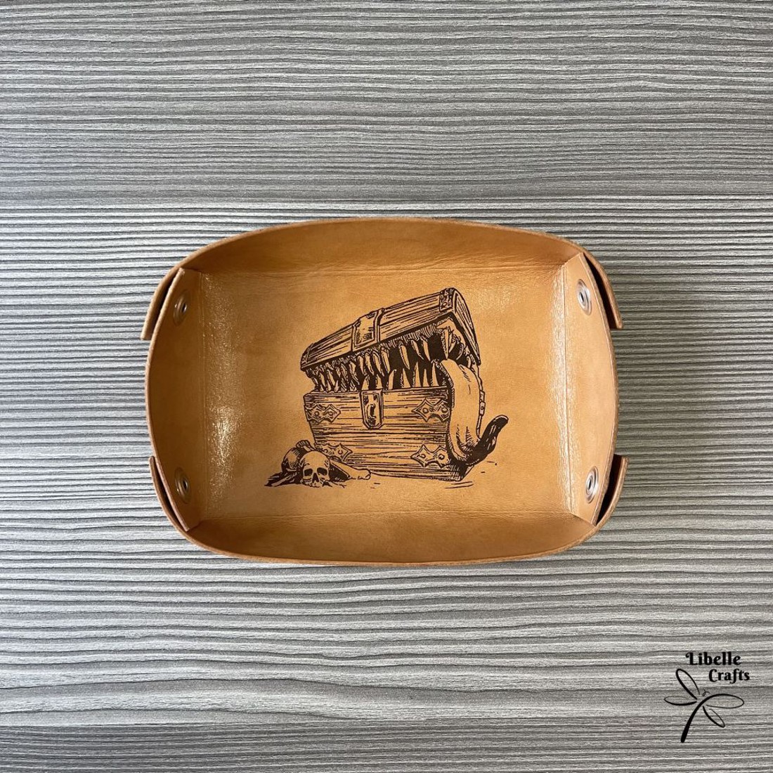 Mimic-es kockadobó tálca - játék & sport - szerepjáték - Meska.hu