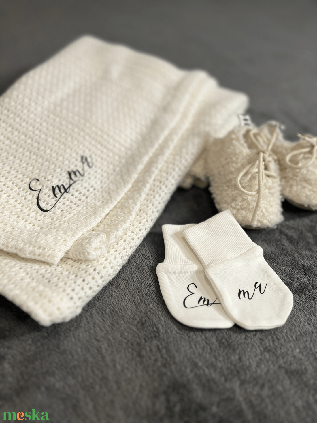 Vasalható ruha matrica (egyedi szöveg / kép) - baba - mama - babalátogató ajándékcsomag - Meska.hu