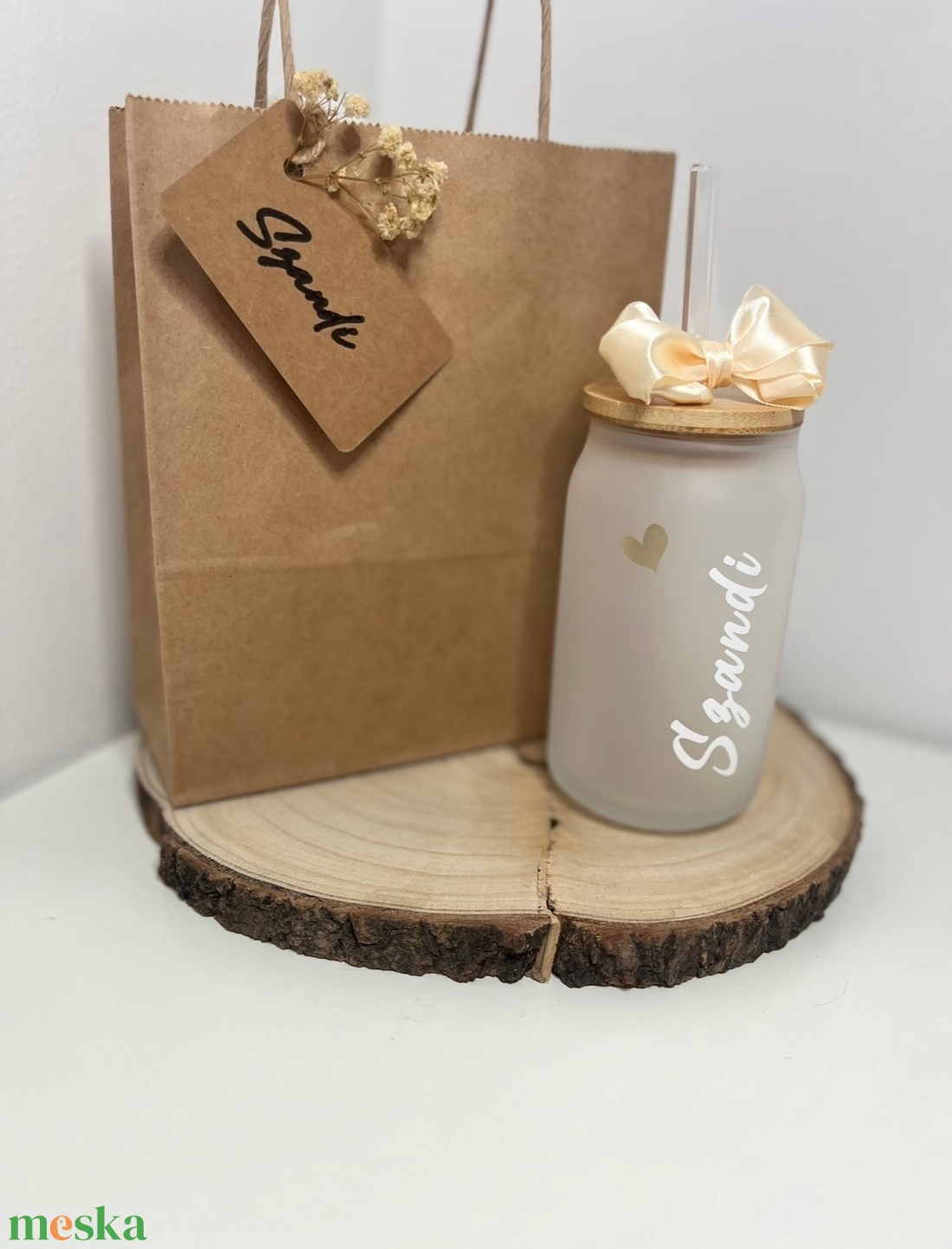  Névre szóló szívószálas üvegpohár � egyedi ajándék gyerekeknek és felnőtteknek - otthon & életmód - konyhafelszerelés, tálalás - tálalás - pohár - Meska.hu