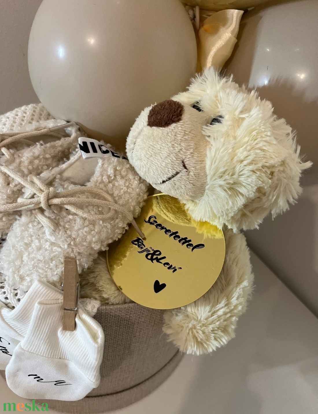 Babó Ballon (babaköszöntő ballon-box) + kiegészítőkkel rendelhető - baba - mama - babalátogató ajándékcsomag - Meska.hu