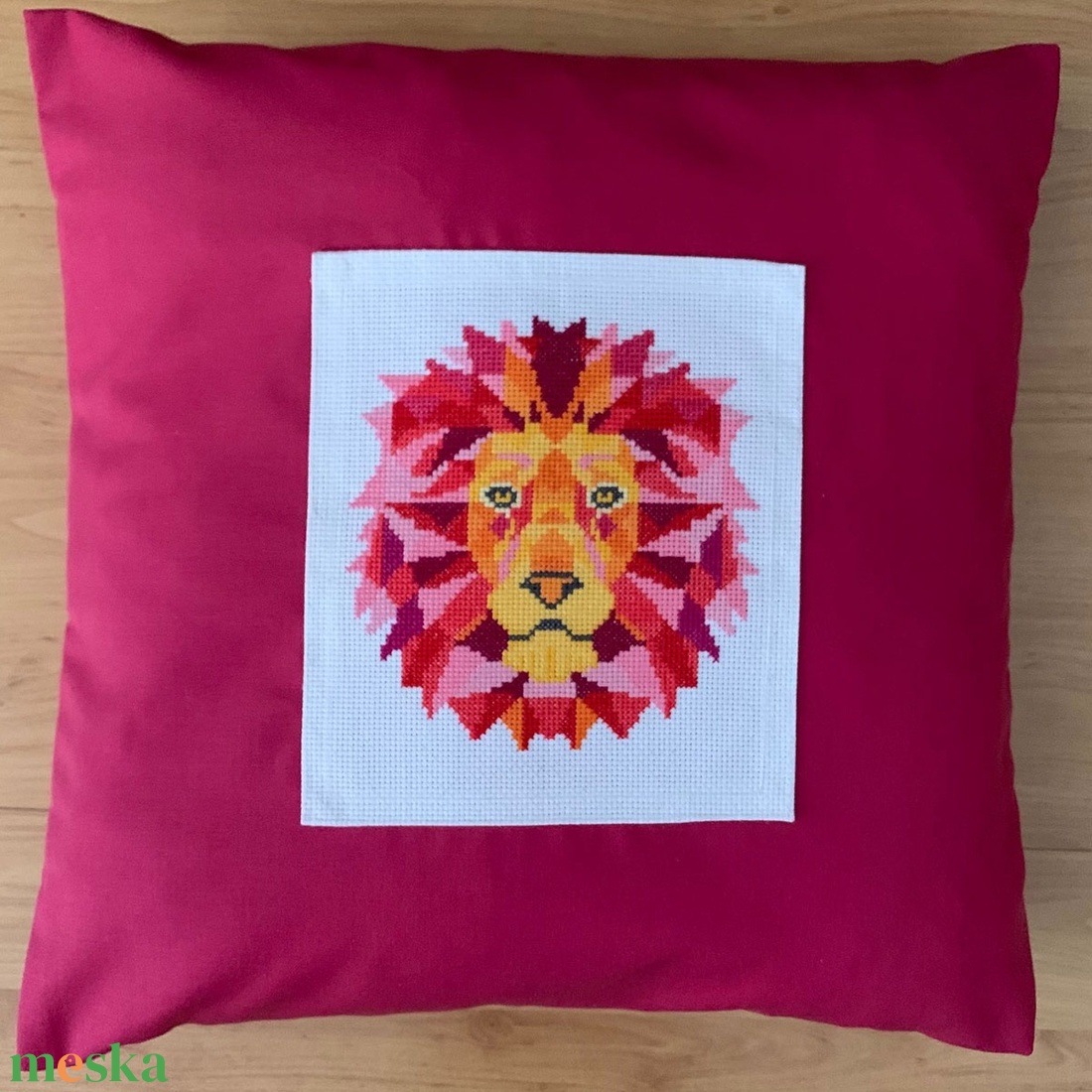 Díszpárnahuzat Oroszlán 40x40 cm - otthon & életmód - lakástextil - párna & párnahuzat - Meska.hu Díszpárnahuzat Oroszlán 40x40 cm - otthon & életmód - lakástextil - párna & párnahuzat - Meska.hu