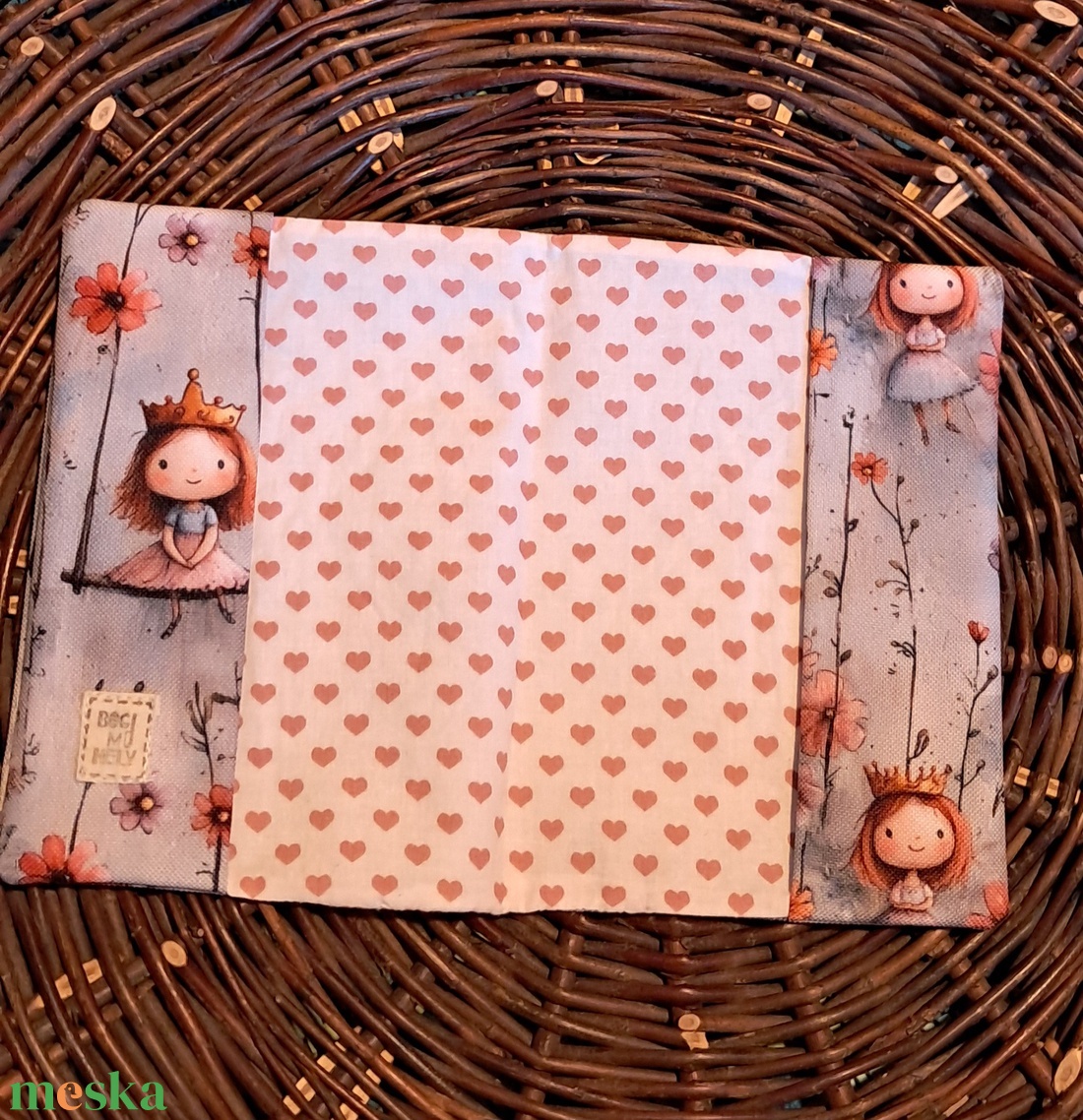 Egészségügyi kiskönyvborító - baba - mama - babaemlékek - egészségügyi kiskönyv borító - Meska.hu