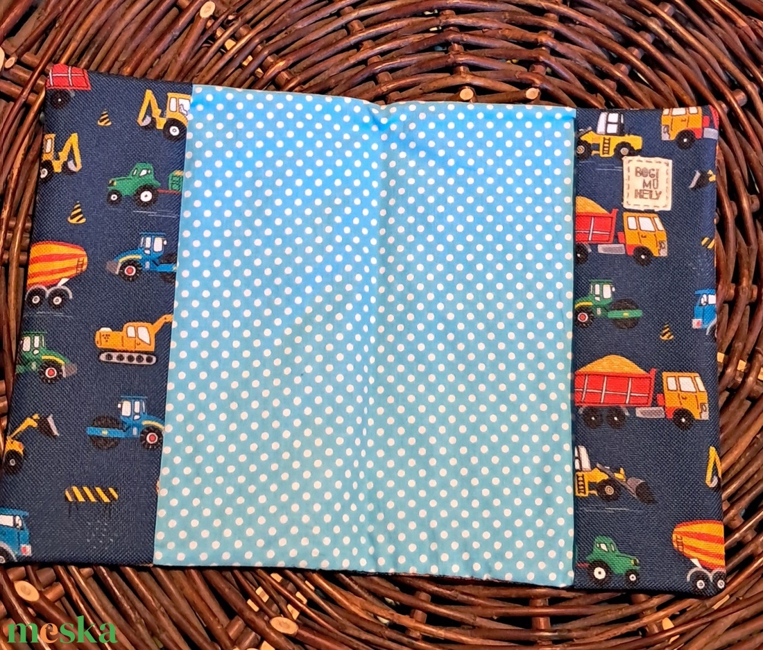 Egészségügyi kiskönyv borító - baba - mama - babaemlékek - egészségügyi kiskönyv borító - Meska.hu