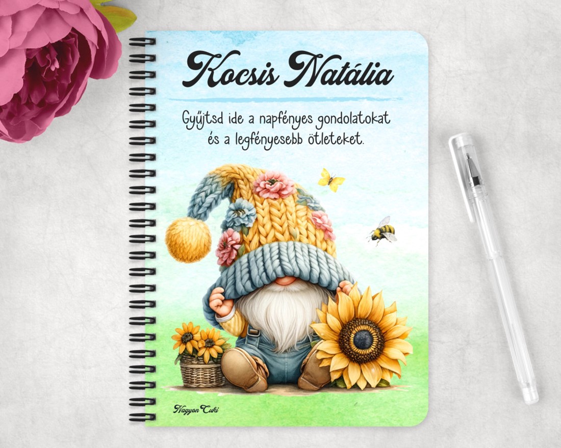 Személyre szabható - Cuki sapkás napraforgós manó mintás A5-ös füzet - otthon & életmód - papír, írószer - jegyzetfüzet & napló - Meska.hu
