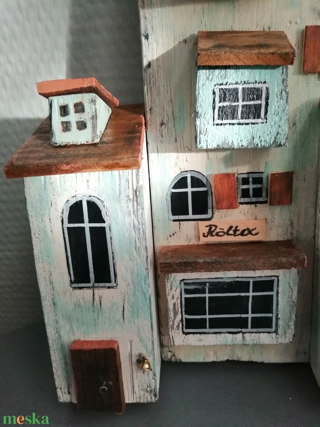 Lakás dekoráció, polc- párkány dísz - otthon & életmód - dekoráció - asztal és polc dekoráció - asztaldísz - Meska.hu