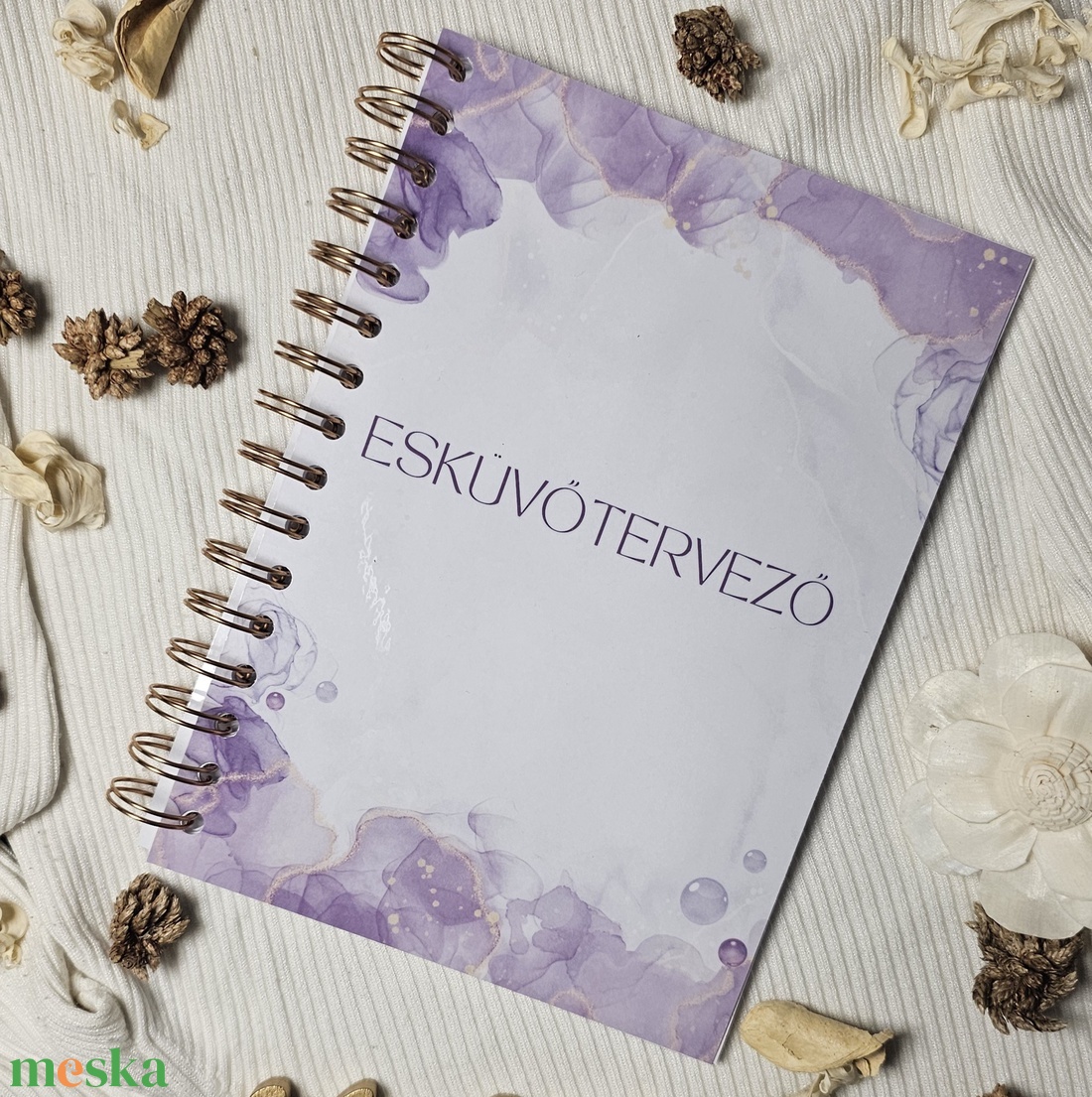Esküvőtervező napló, menyasszony napló - Lila - esküvő - emlék & ajándék - vendégkönyv - Meska.hu Esküvőtervező napló, menyasszony napló - Lila - esküvő - emlék & ajándék - vendégkönyv - Meska.hu
