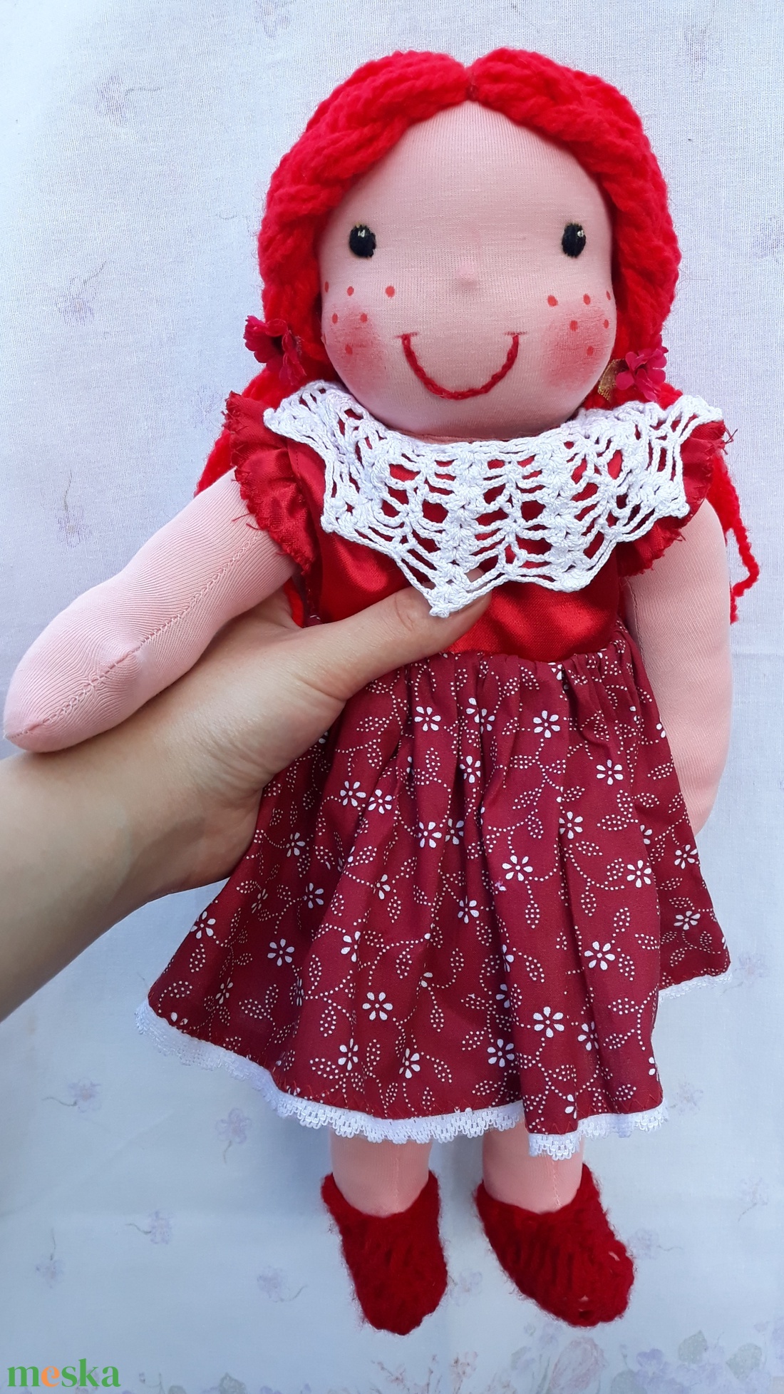 Waldorf jellegű lány baba mintás karton ruhában, horgolással díszített; Rongybaba; Textilbaba; Játékbaba - játék & sport - baba & babaház - öltöztethető baba - Meska.hu Waldorf jellegű lány baba mintás karton ruhában, horgolással díszített; Rongybaba; Textilbaba; Játékbaba - játék & sport - baba & babaház - öltöztethető baba - Meska.hu
