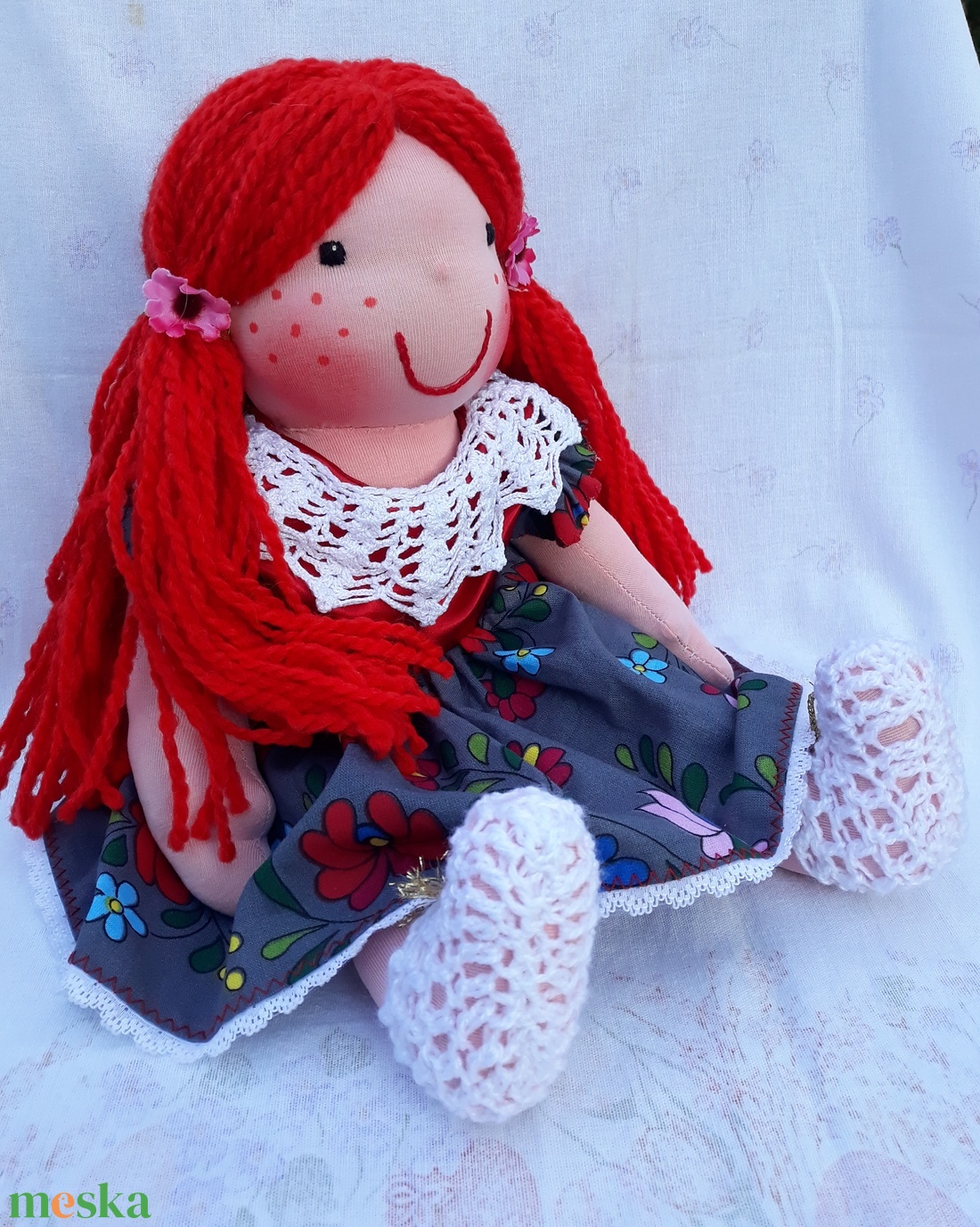 Waldorf jellegű lány baba mintás karton ruhában, horgolással díszített; Rongybaba; Játékbaba - játék & sport - baba & babaház - öltöztethető baba - Meska.hu Waldorf jellegű lány baba mintás karton ruhában, horgolással díszített; Rongybaba; Játékbaba - játék & sport - baba & babaház - öltöztethető baba - Meska.hu