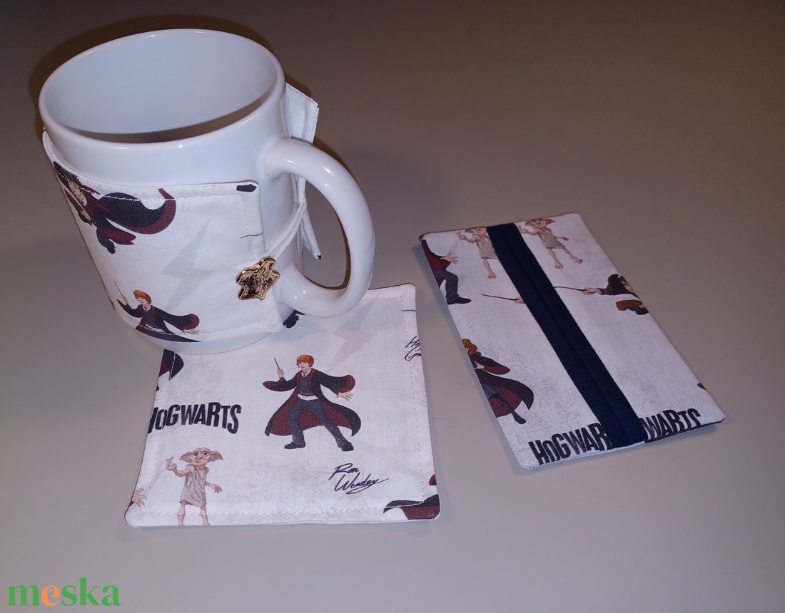 Bögremelegítő, poháralátét és zsebkendőtartó szett - Harry Potter mintával - otthon & életmód - konyhafelszerelés, tálalás - tálalás - bögre & csésze - Meska.hu
