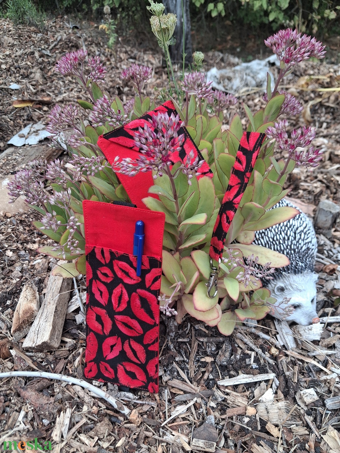 Tolltartó, kulcstartó és könyvjelző  - szett - otthon & életmód - papír, írószer - tolltartó & ceruzatekercs - Meska.hu