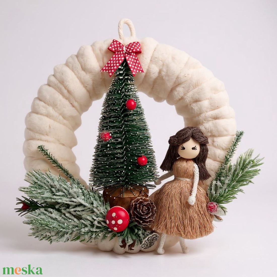 Karácsonyi ajtódísz / kopogtató makramé babával piros, fehér és zöld koszorú babával - karácsony - adventi díszek - adventi ajtódísz - Meska.hu Karácsonyi ajtódísz / kopogtató makramé babával piros, fehér és zöld koszorú babával - karácsony - adventi díszek - adventi ajtódísz - Meska.hu