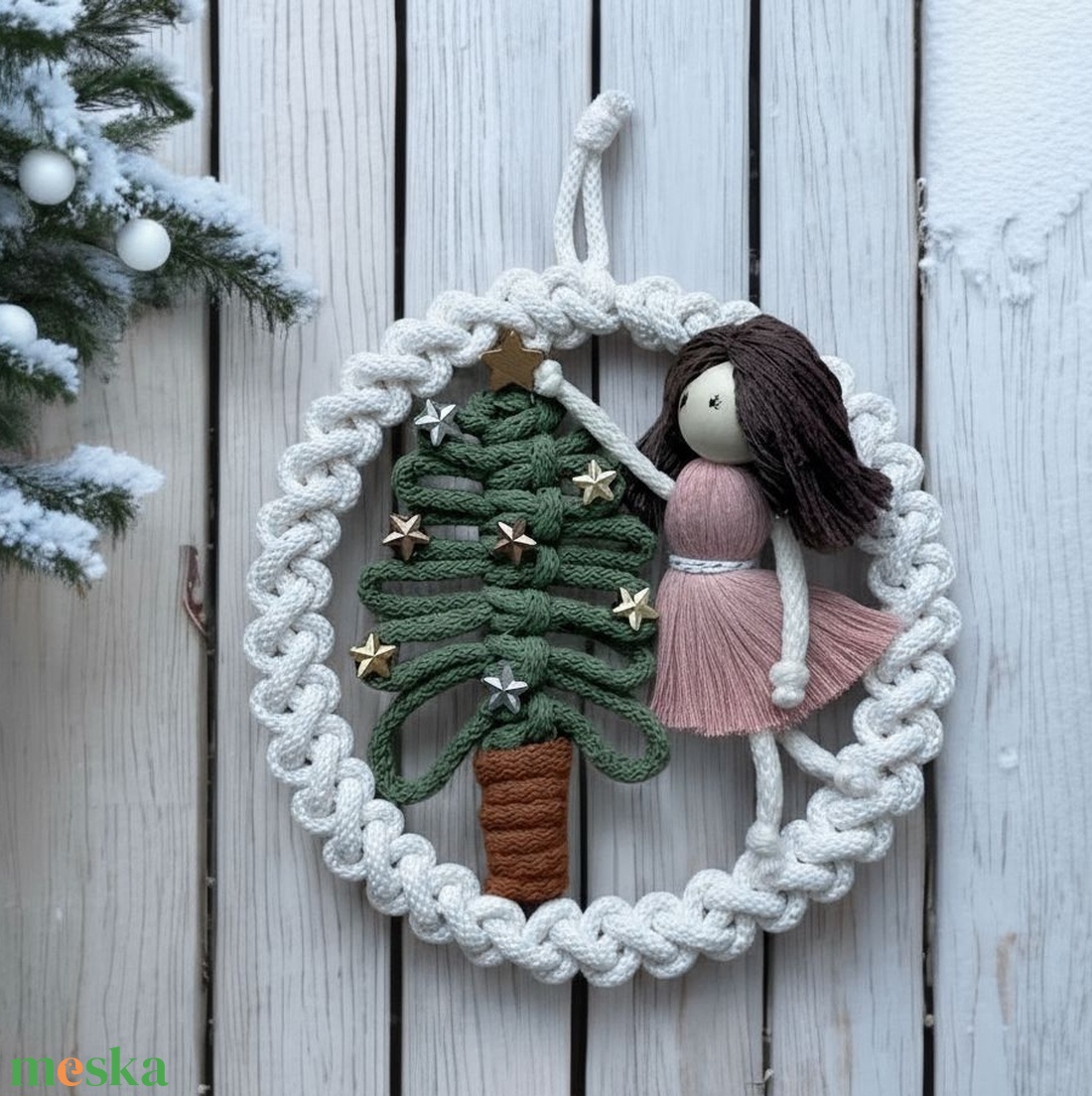 Makramé karácsonyi dísz  Csillagos fa és angyali baba - karácsony - karácsonyi lakásdekoráció - karácsonyi ajtódíszek - Meska.hu Makramé karácsonyi dísz  Csillagos fa és angyali baba - karácsony - karácsonyi lakásdekoráció - karácsonyi ajtódíszek - Meska.hu
