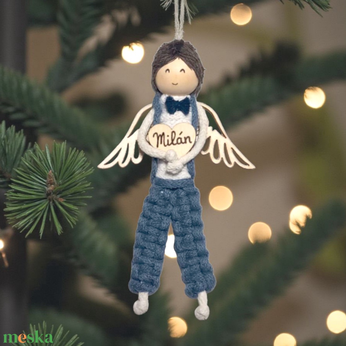 Névre szóló karácsonyfadísz  személyre szabható makramé fiú angyal - karácsony - karácsonyi lakásdekoráció - karácsonyfadíszek - Meska.hu