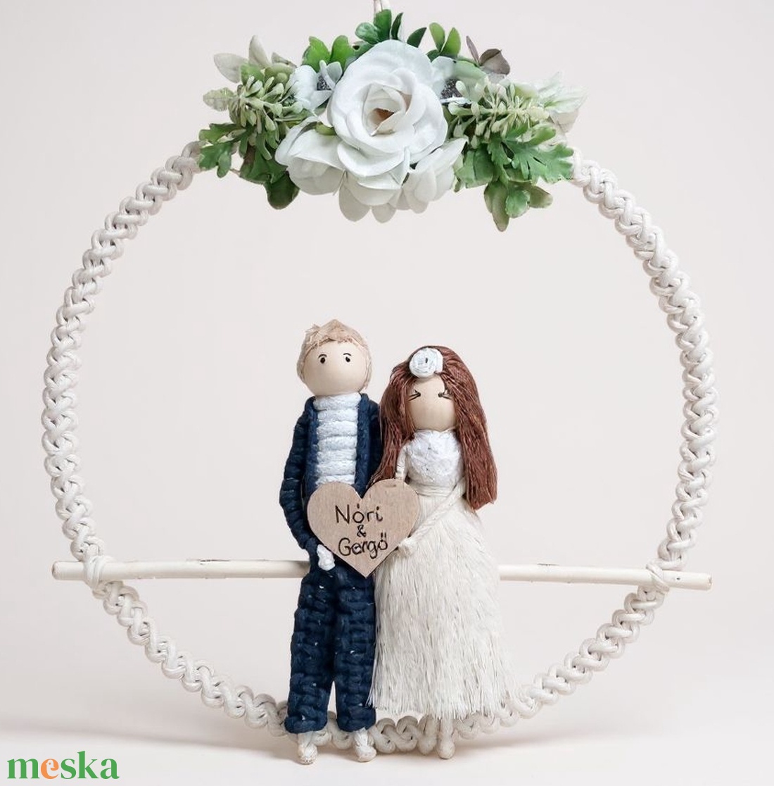 Makramé esküvői emlék � személyre szabható falidísz - otthon & életmód - dekoráció - fali és függő dekoráció - falra akasztható dekor - Meska.hu