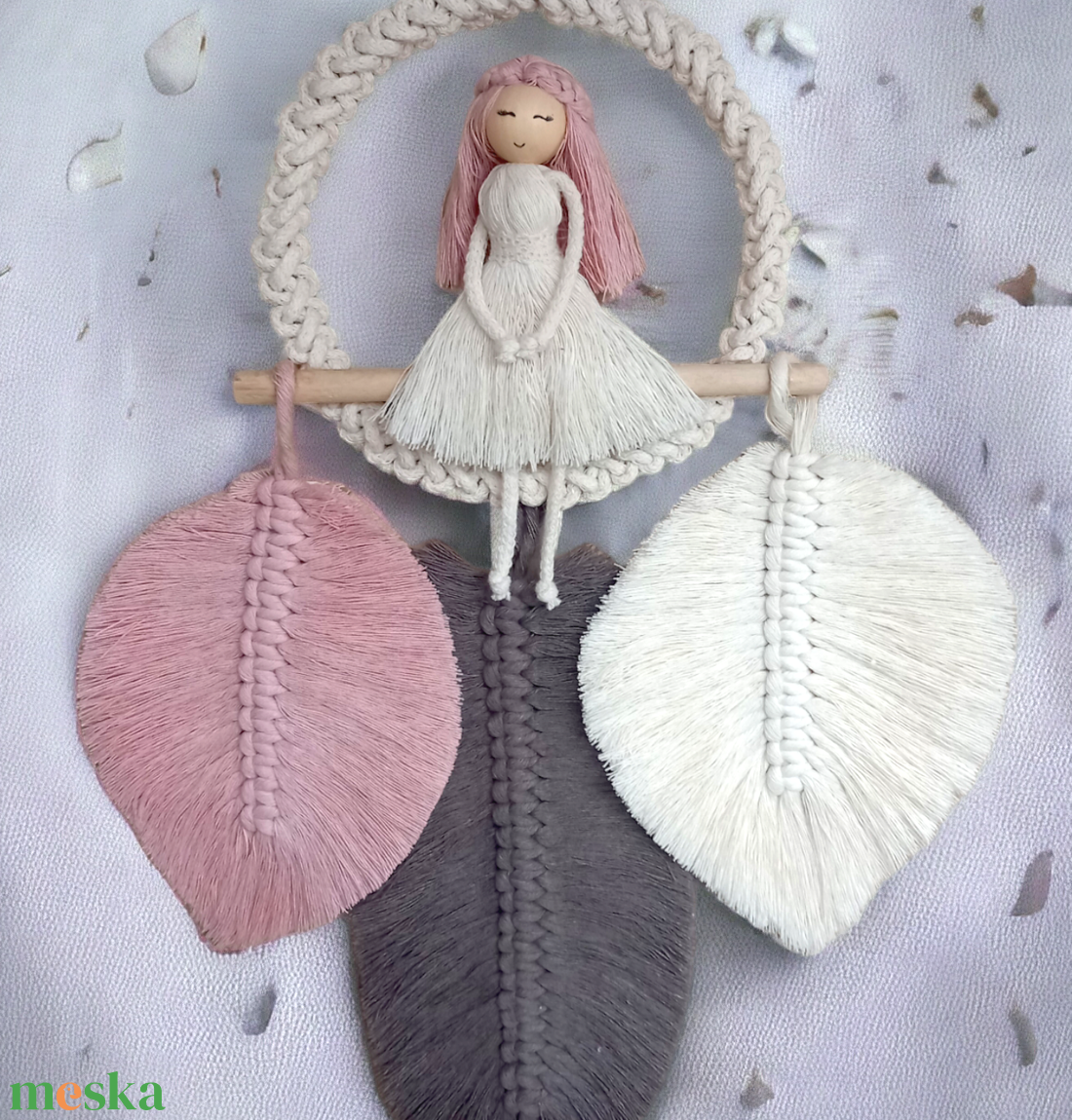 Makramé baba levelekkel falidísz  - otthon & életmód - dekoráció - fali és függő dekoráció - falra akasztható dekor - Meska.hu