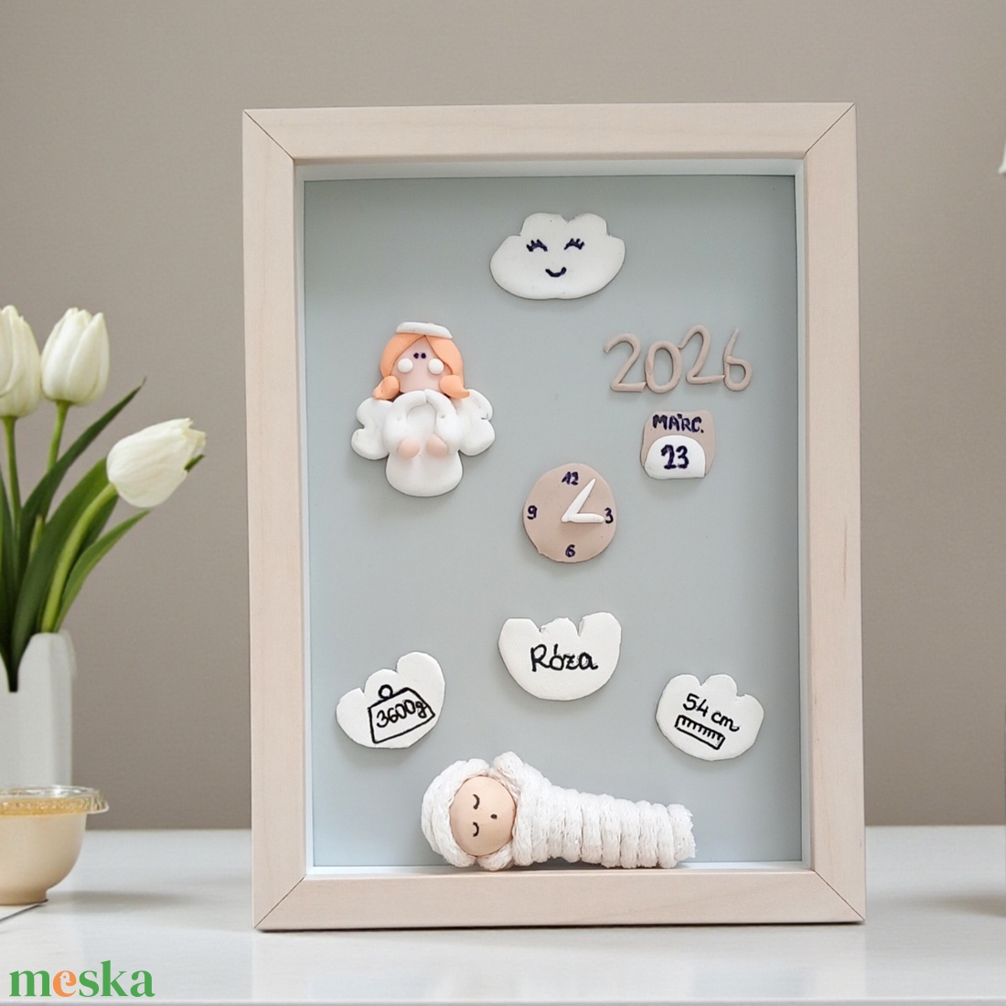 Egyedi babaváró ajándék � Makramé újszülött baba pólyában, személyre szabott születési adatokkal, fa képkeretben - baba - mama - babaszoba dekoráció - babaszoba kép - Meska.hu