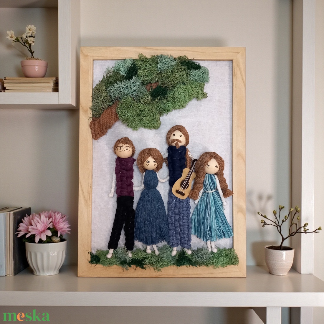 Személyre szabott családi fonalkép fa keretben � makramé portré 3D falikép, egyedi ajándék - otthon & életmód - dekoráció - kép & falikép - 3d képek - Meska.hu