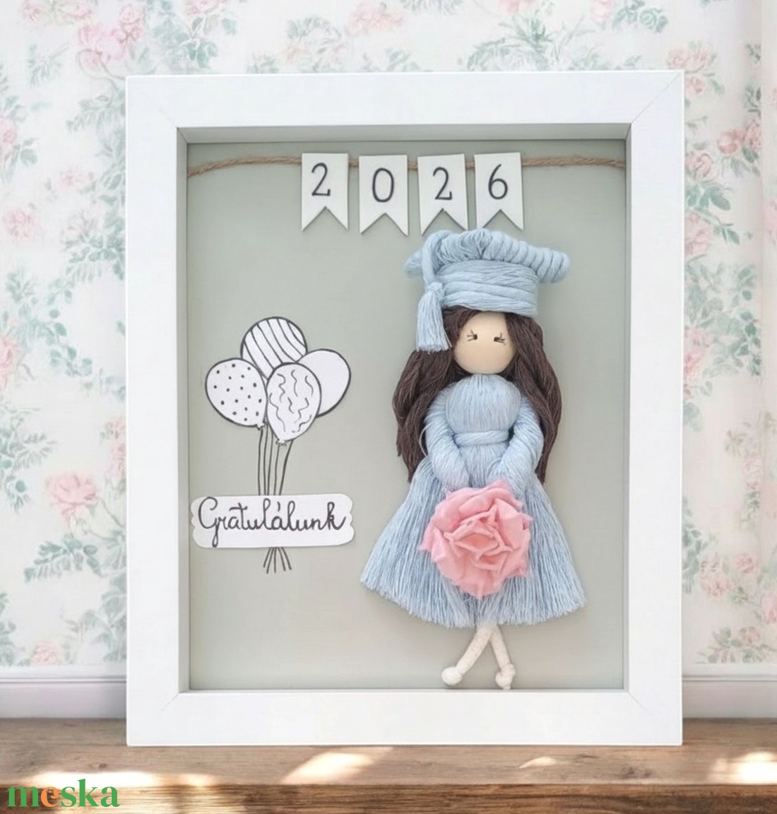 Ballagási ajándék - Személyre szabható makramé baba 3D képkeretben - otthon & életmód - dekoráció - kép & falikép - 3d képek - Meska.hu
