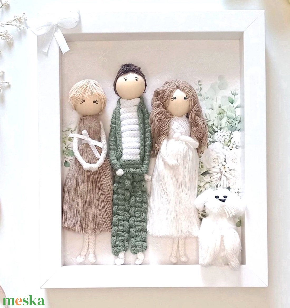 Makramé szülőköszöntő kép esküvőre, személyre szabható szülőköszöntő ajándék személyreszabott figurákkal - esküvő - emlék & ajándék - szülőköszöntő ajándék - Meska.hu