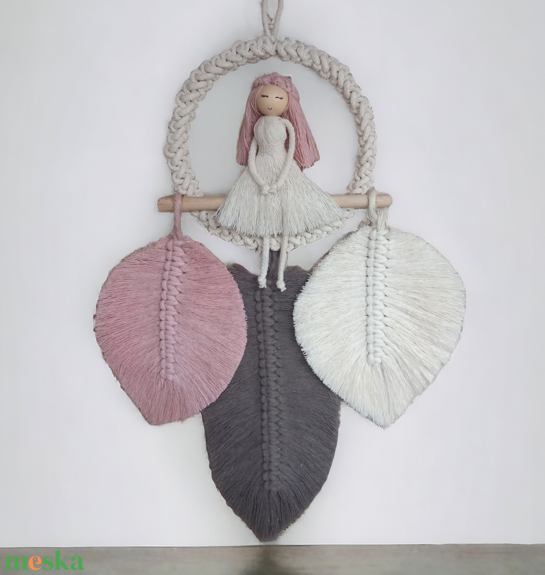 Makramé baba levelekkel falidísz  - otthon & életmód - dekoráció - fali és függő dekoráció - falra akasztható dekor - Meska.hu