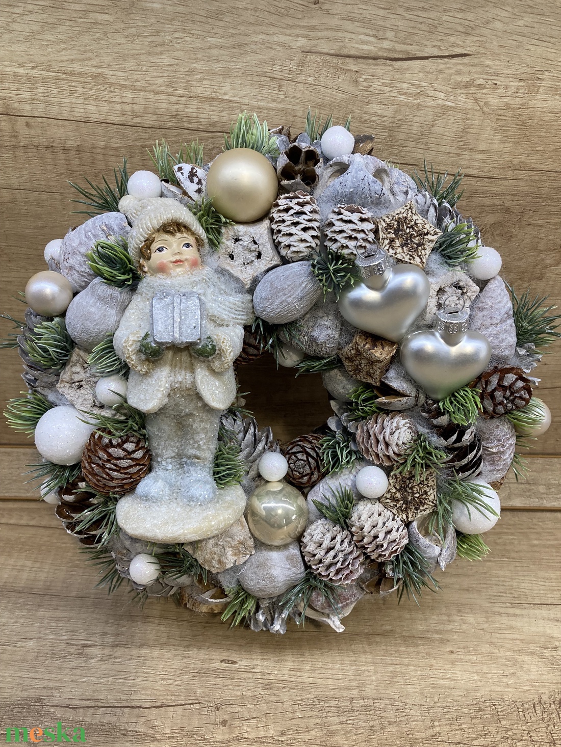 Ezüst-fehér kopogtató - karácsony - adventi díszek - adventi ajtódísz - Meska.hu Ezüst-fehér kopogtató - karácsony - adventi díszek - adventi ajtódísz - Meska.hu