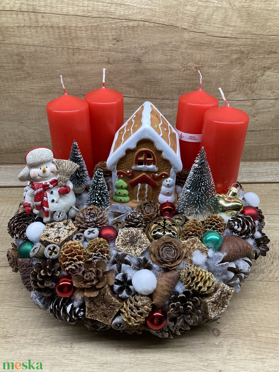 Adventi koszorú   mézeskalács házikóval - karácsony - adventi díszek - adventi gyertyadíszek és koszorúdíszek - Meska.hu